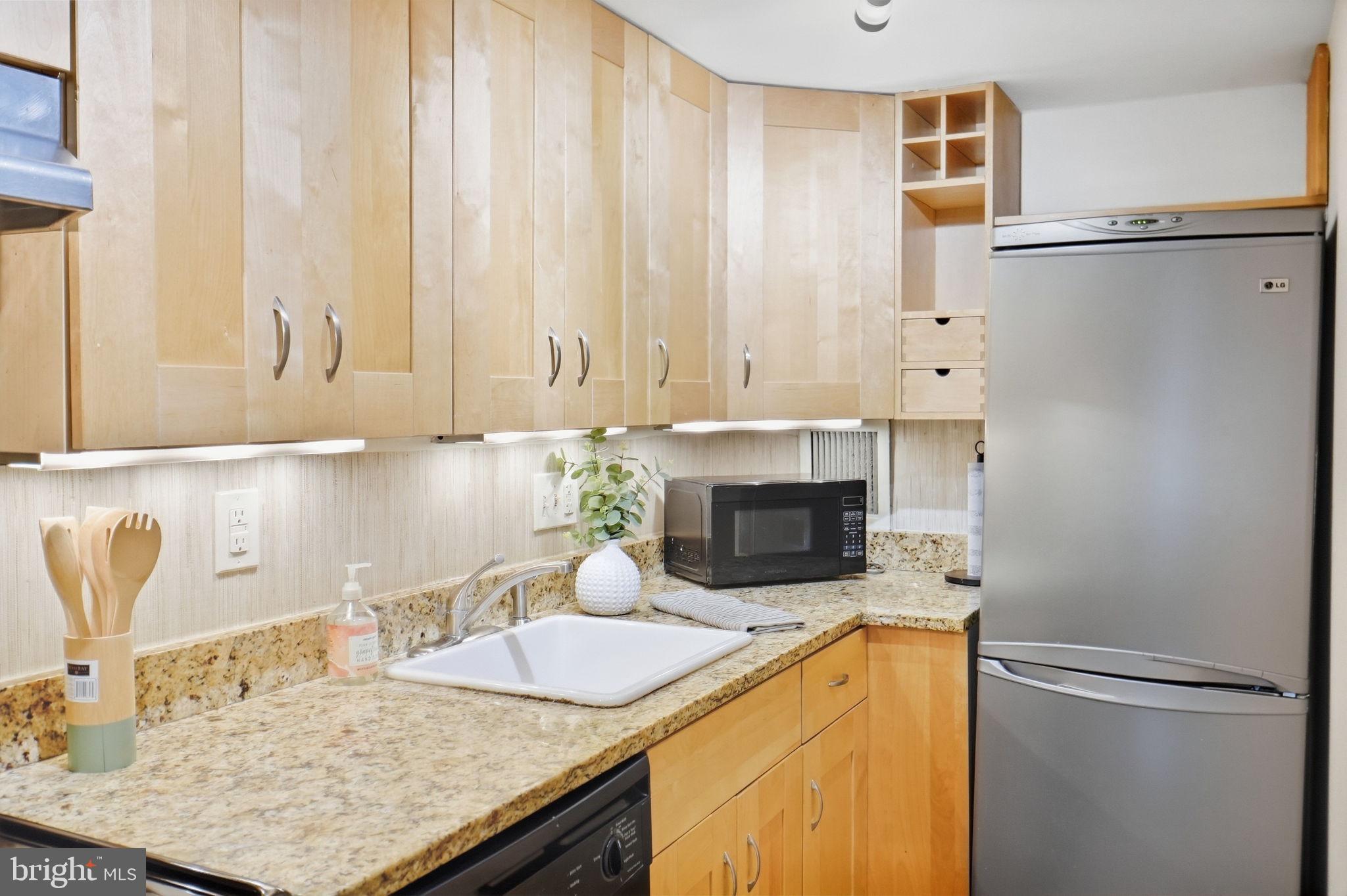 1825 T STREET NW 301, WASHINGTON, DC, 20009 1825 T STREET NW 301