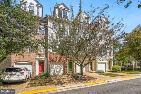 Photo of 5313 Chieftain Circle, ALEXANDRIA, VA 22312 (MLS # VAFX2340326)