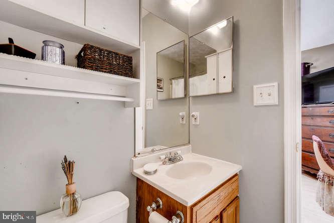 CONSTANT FRIENDSHIP - Residential Lease