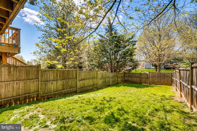 CONSTANT FRIENDSHIP - Residential Lease