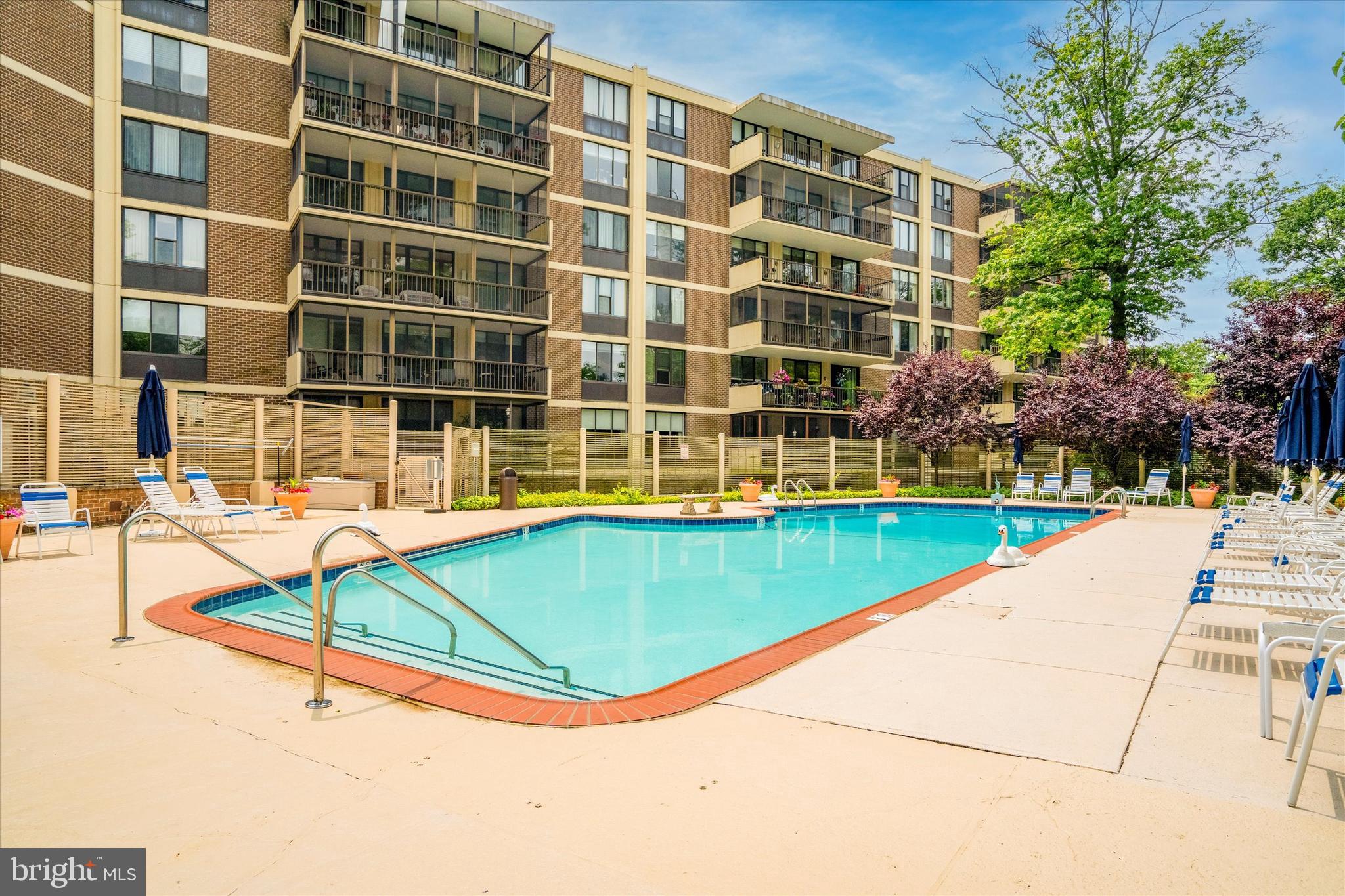 BRIAR HOUSE - Residential