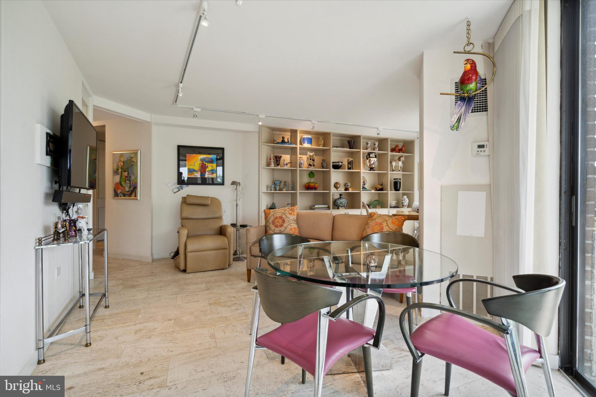 BRIAR HOUSE - Residential