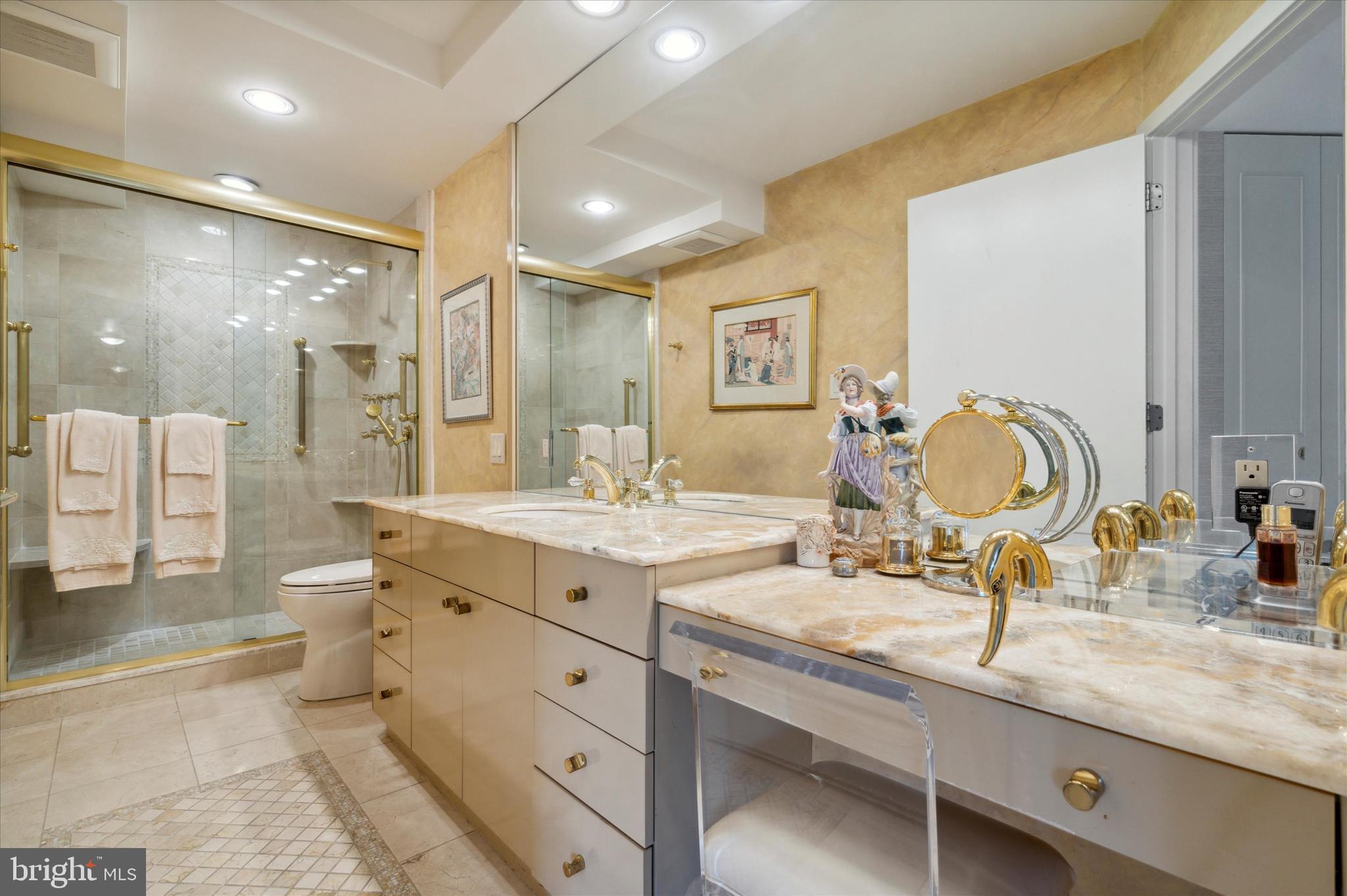 BRIAR HOUSE - Residential