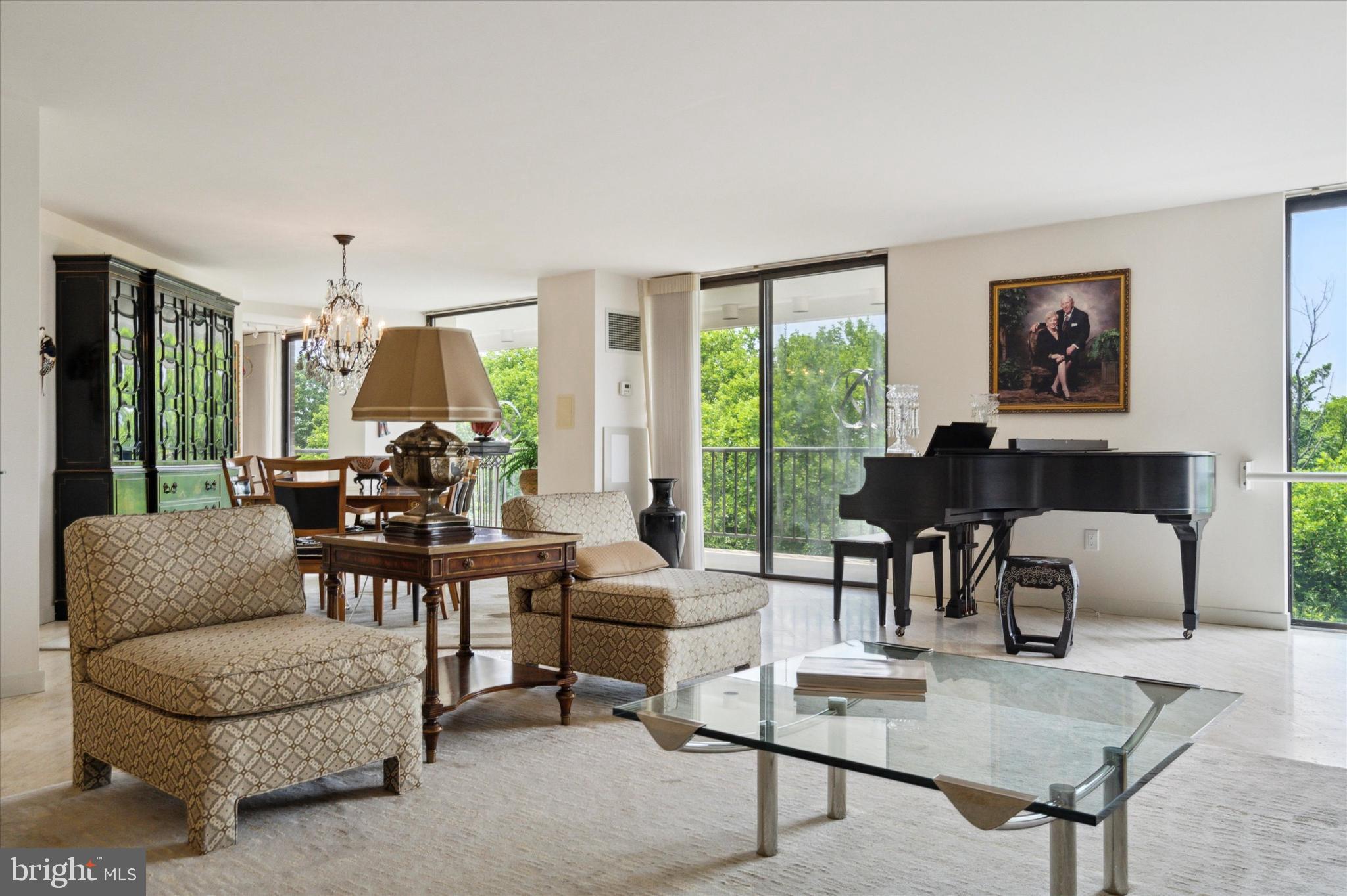 BRIAR HOUSE - Residential