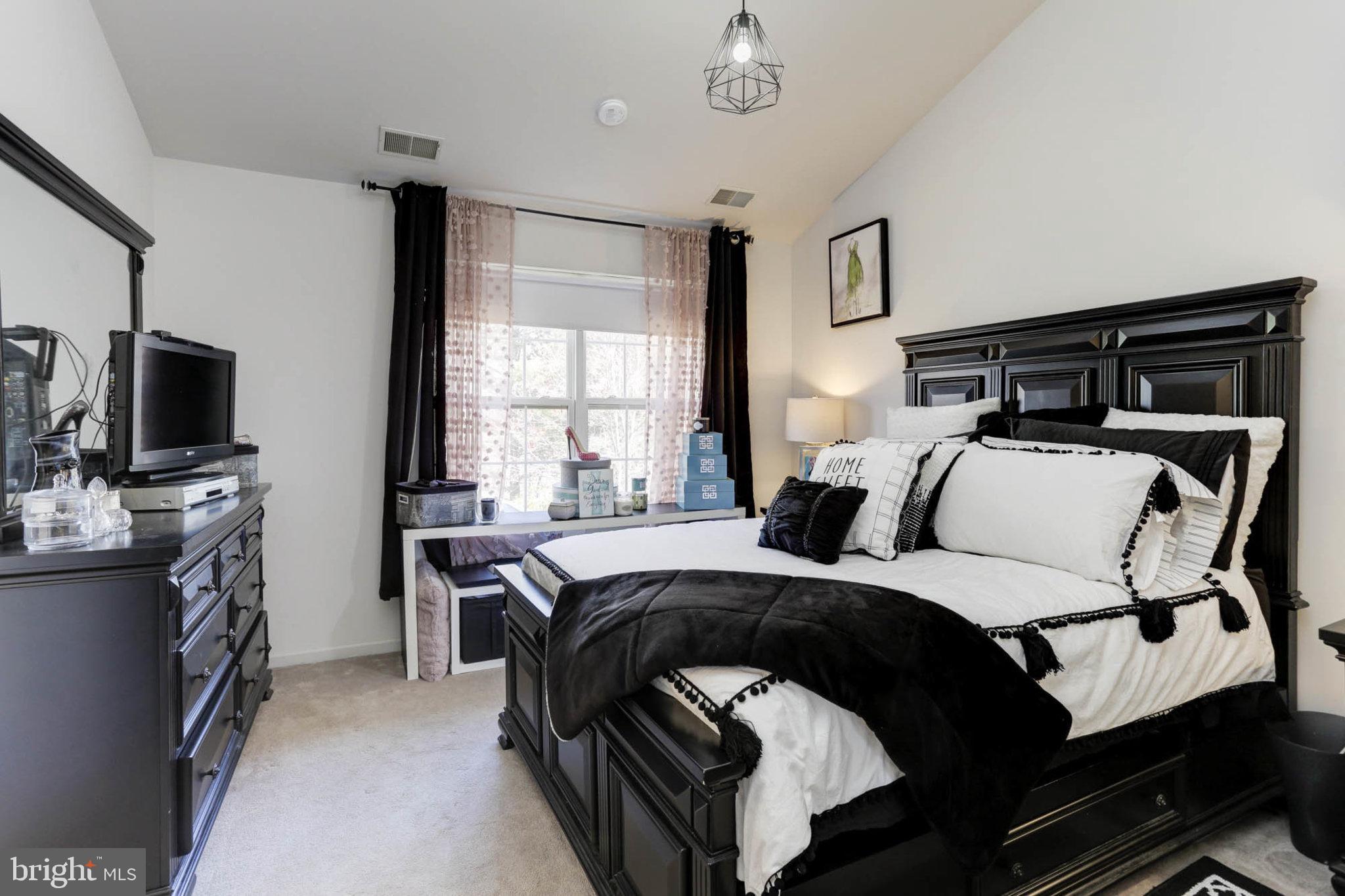 FOXRIDGE - Residential