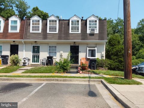 1765 DUTCH VILLAGE L-326 LANDOVER MD 20785