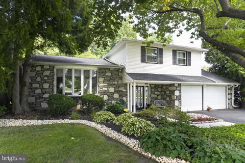 Photo for 909 WARFIELD LANE