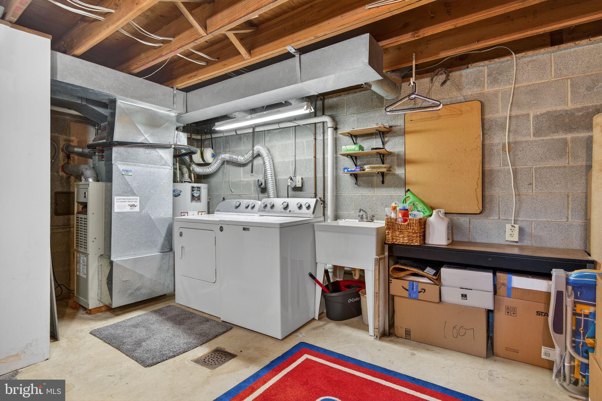 LANCASTER - Residential