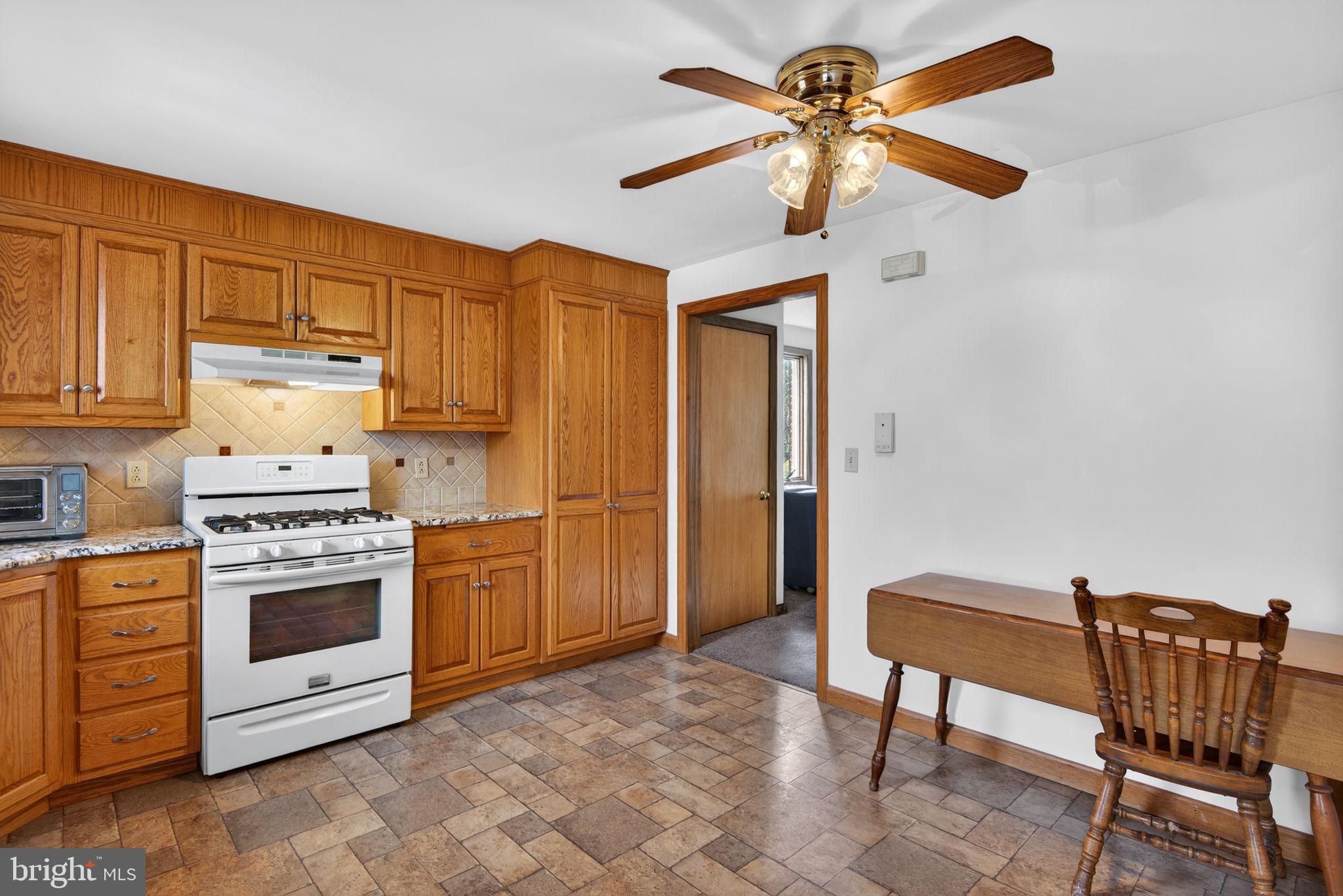 LANCASTER - Residential