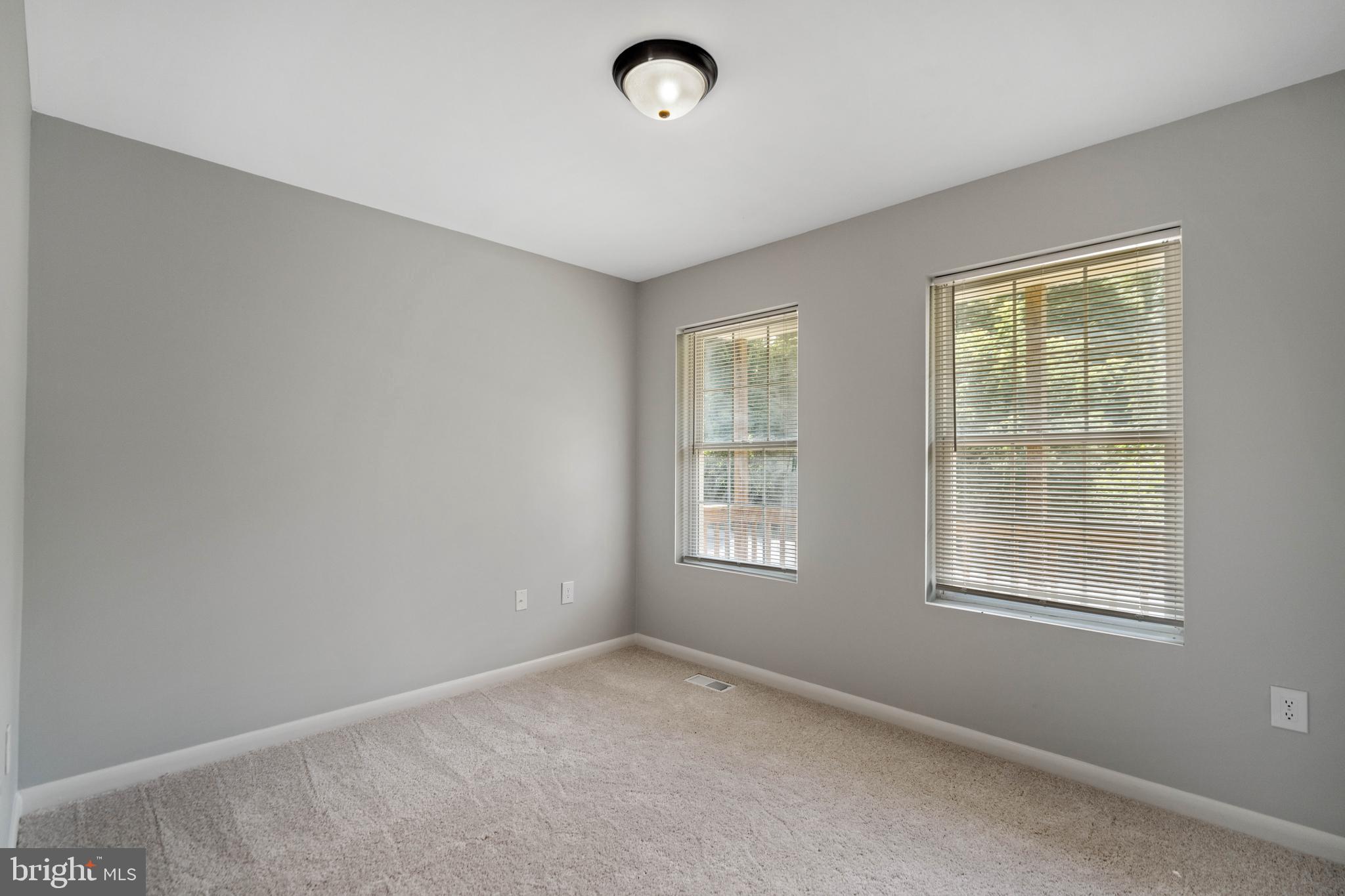 SHANNONDALE - Residential