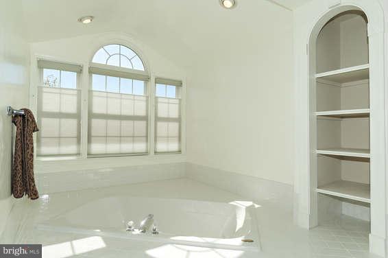 SHIPLEYS RETREAT - Residential