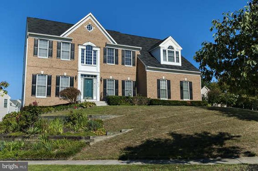 Gracious Living in Shipley's Retreat conven to 97/Ft Meade.  Bright & Spacious w/ a huge Deck, Porch & pretty landscaping. 2 story Foyer & Family Rm. Formal Liv & Din. Soaring Ceilings & a Cook's Kitchen. An Entertainer's dream inside & out. Spacious Master suite w/ sitting room, walk in closets & lg master bath.  Finished Basement complete w/ expansive rec room, tile floor, storage & full bath.