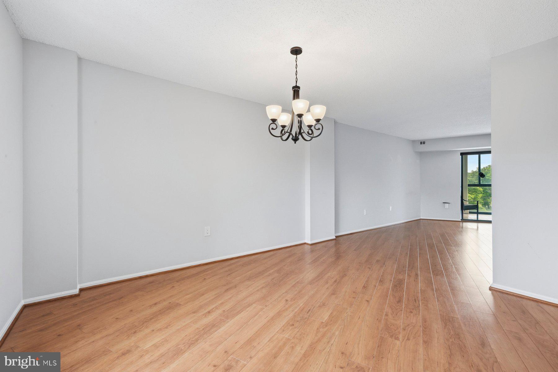 LEISURE WORLD - Residential