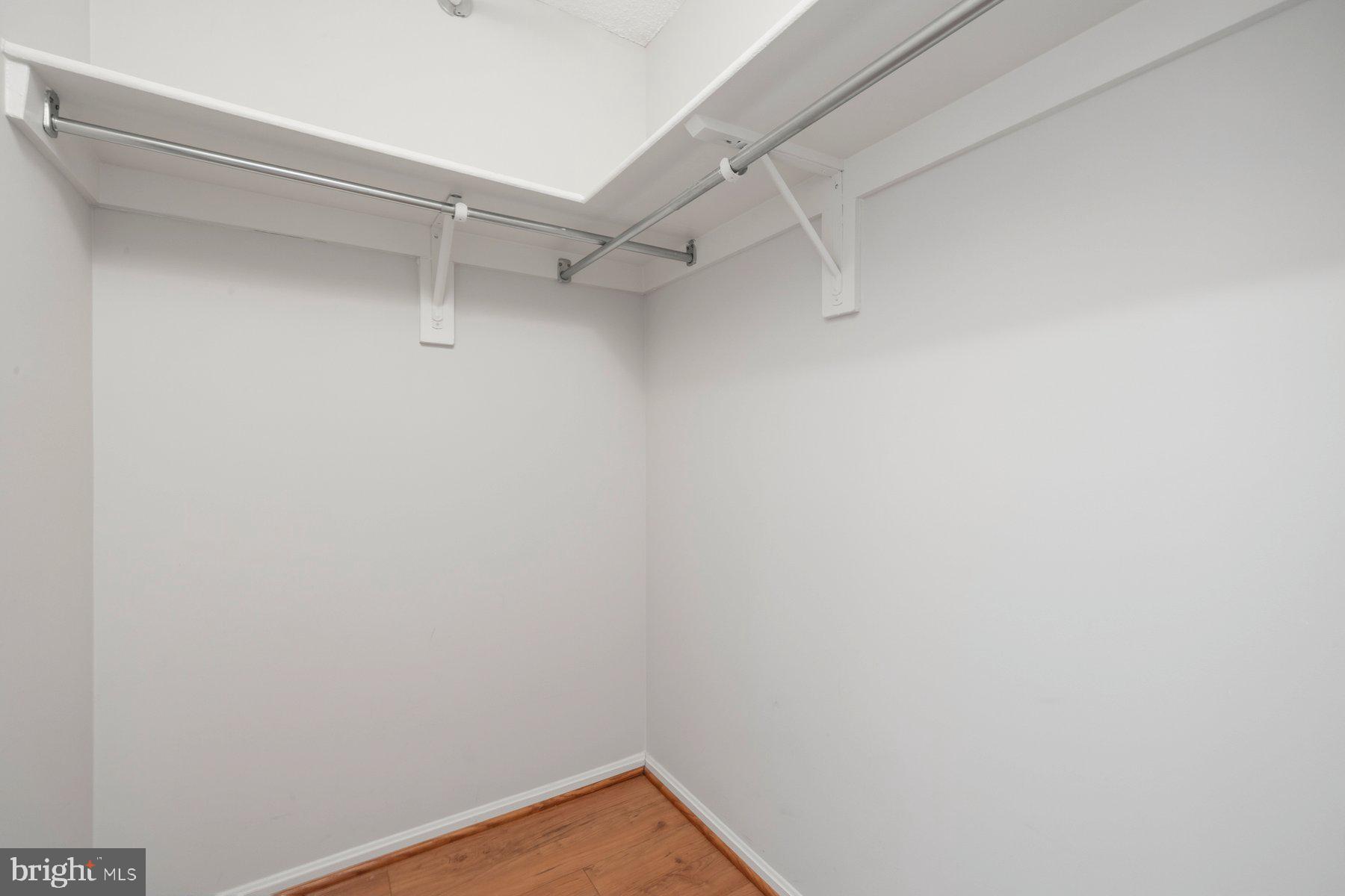 LEISURE WORLD - Residential