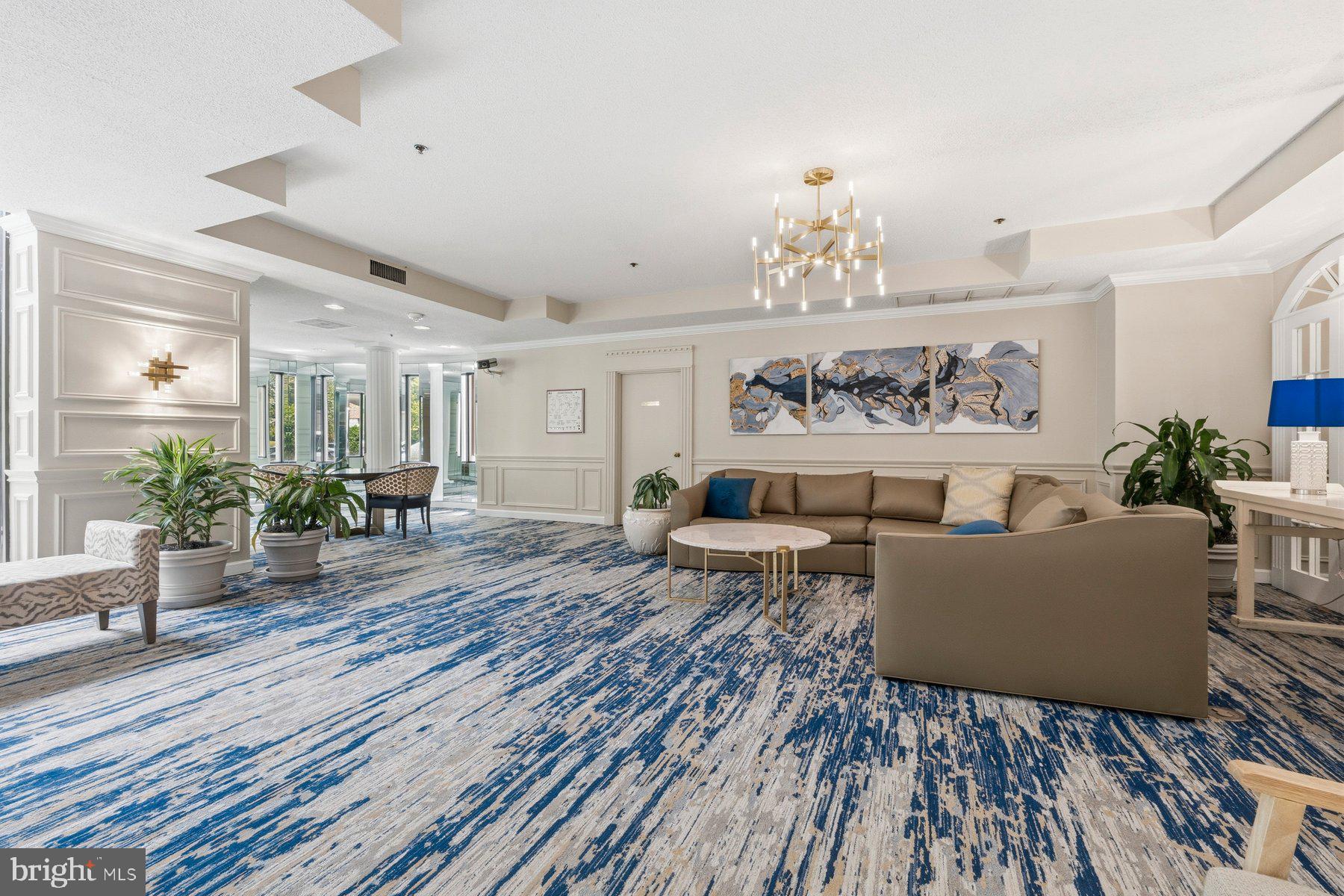 LEISURE WORLD - Residential