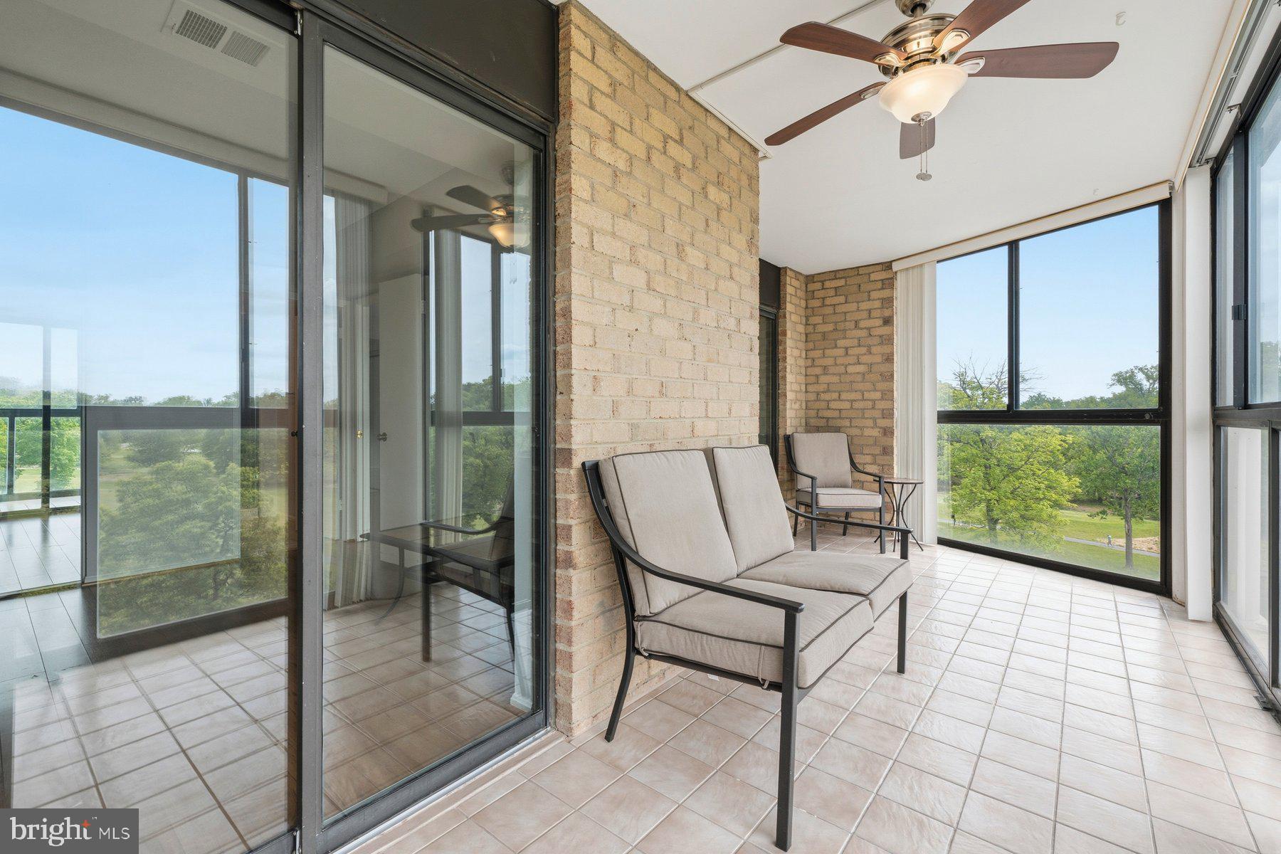 LEISURE WORLD - Residential