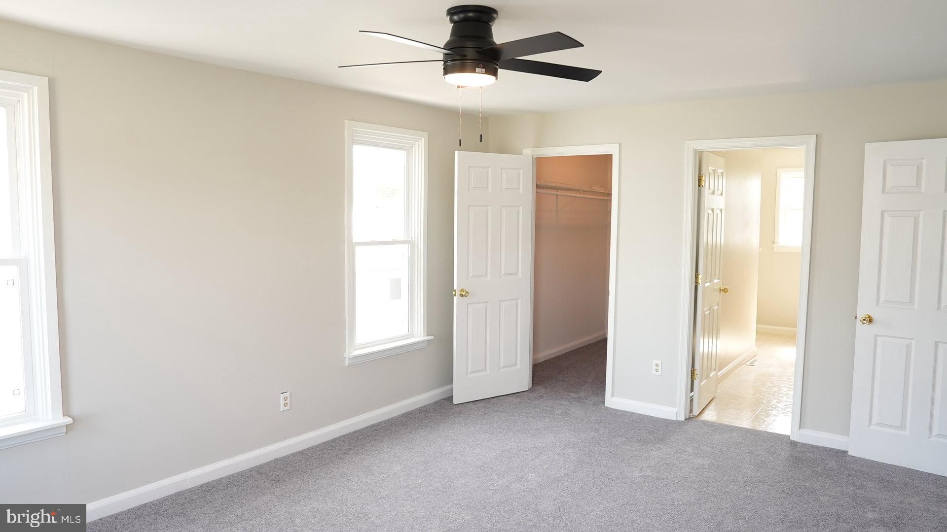 HALFWAY - Residential