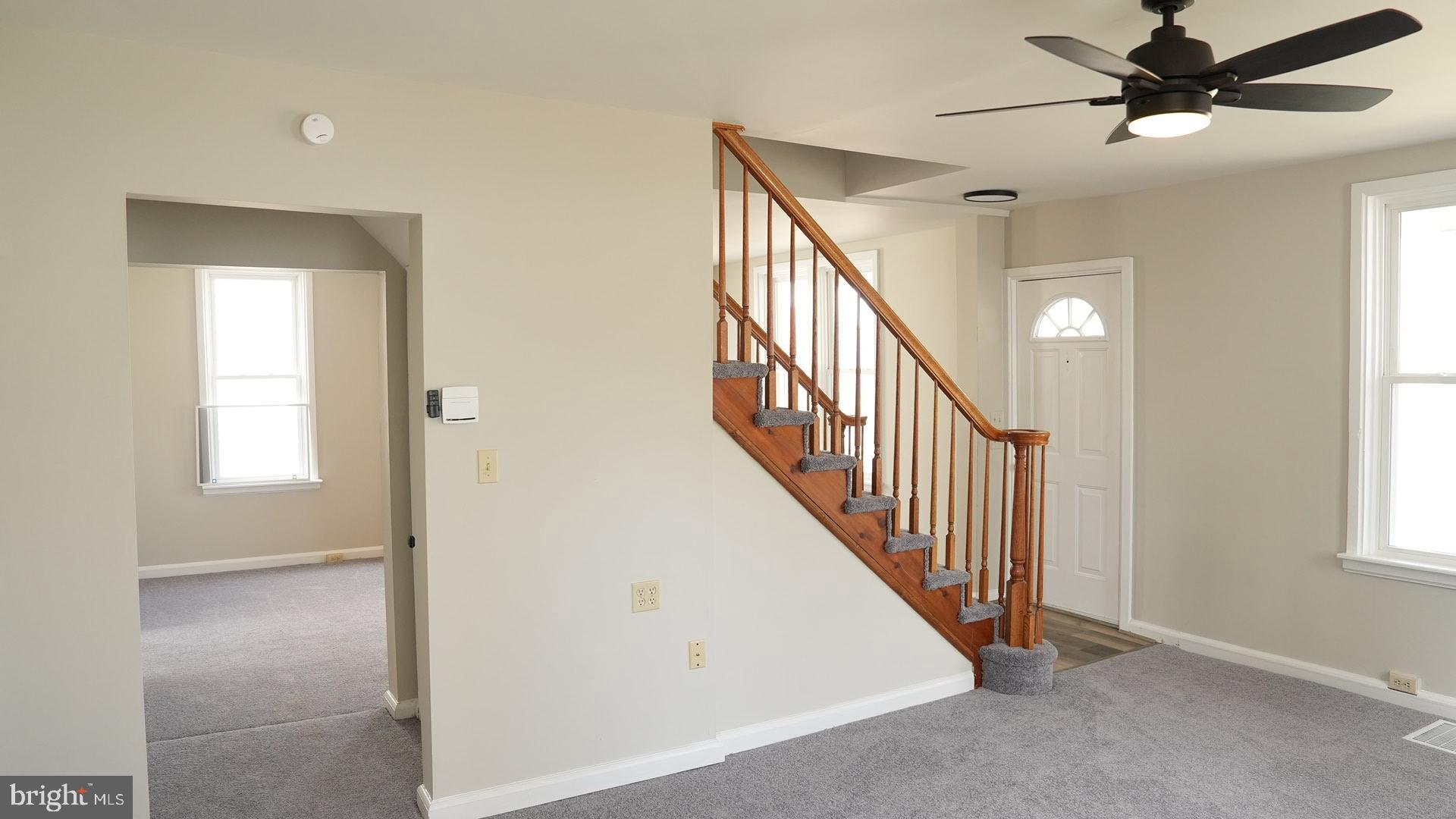 HALFWAY - Residential