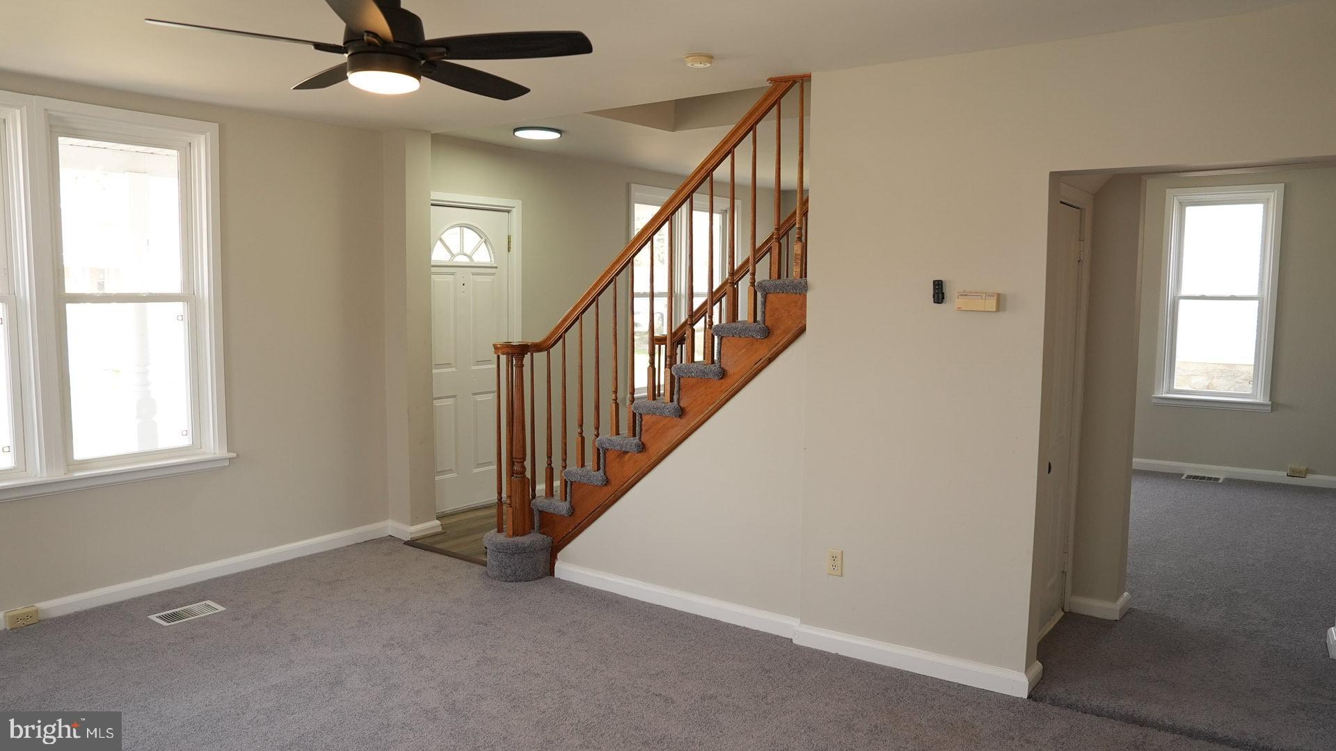 HALFWAY - Residential