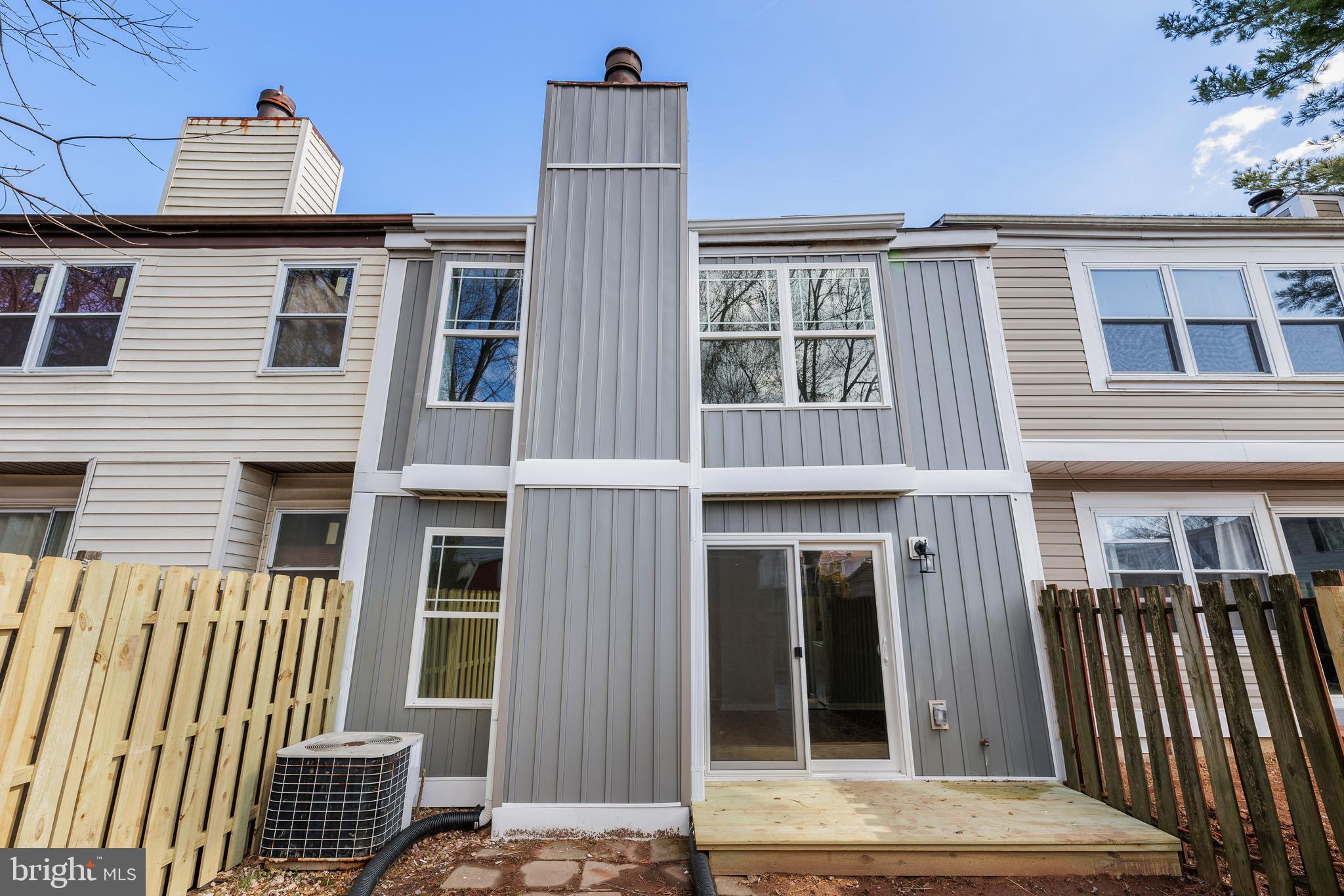 SUMMERHILL - Residential