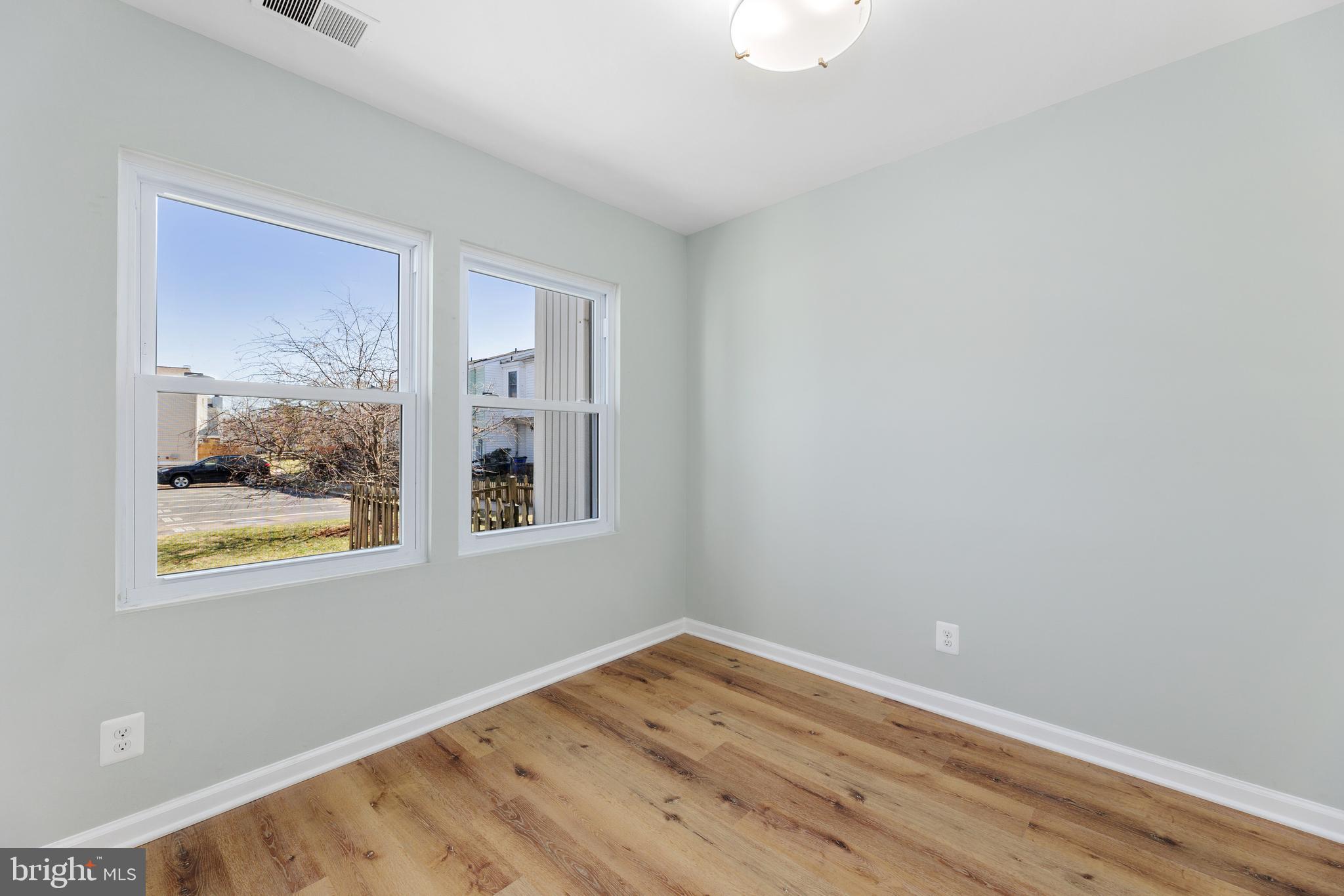 SUMMERHILL - Residential