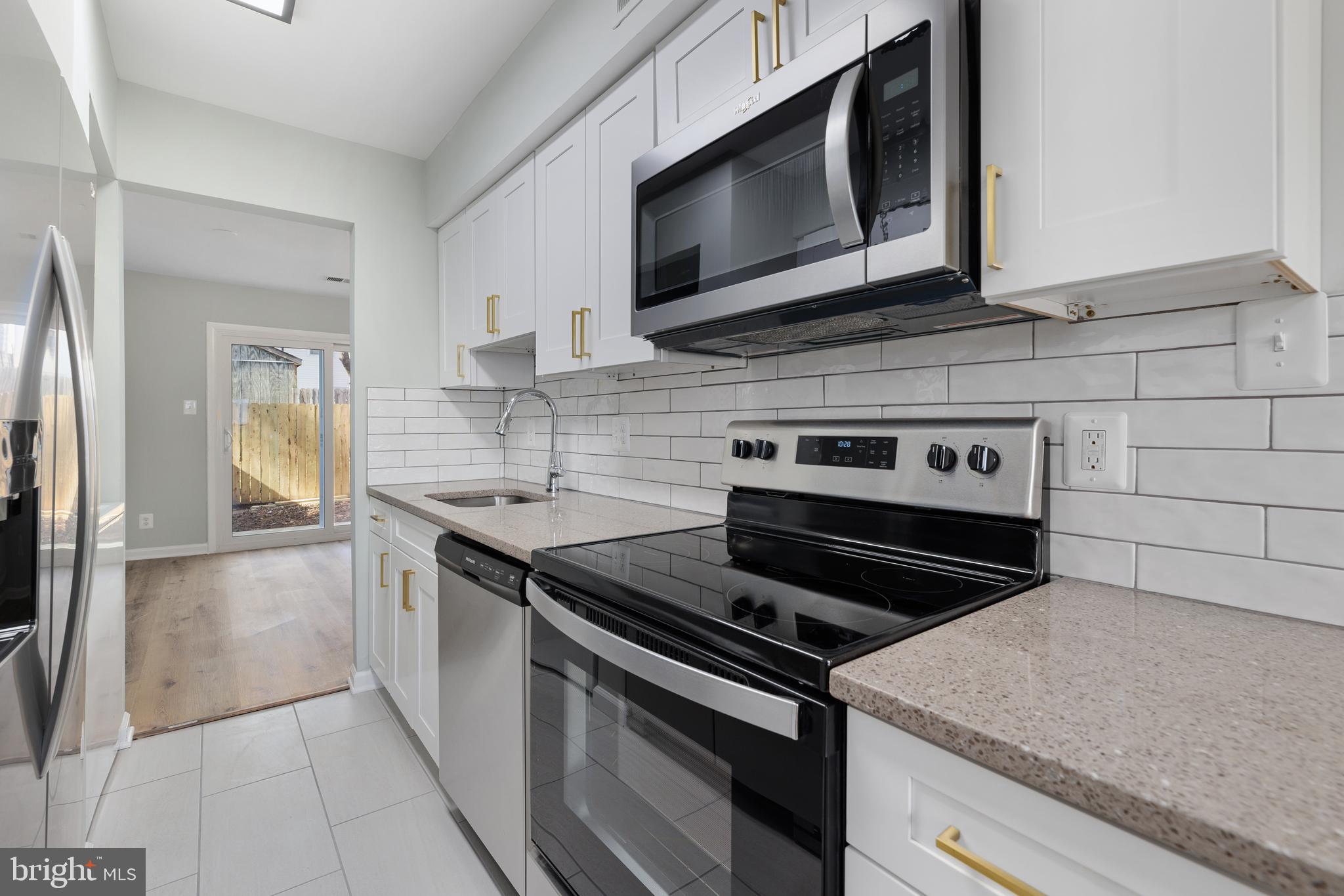 SUMMERHILL - Residential