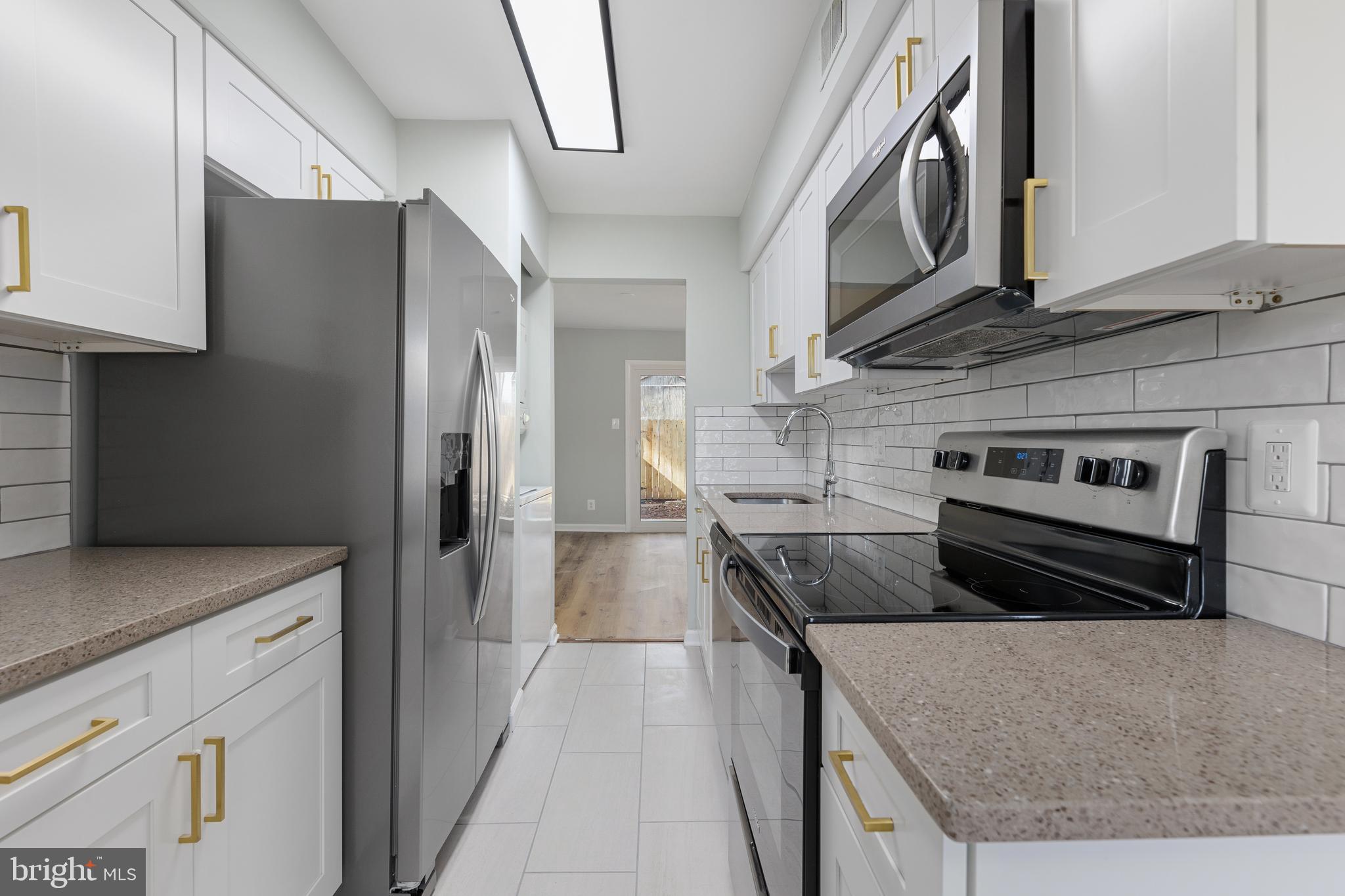 SUMMERHILL - Residential