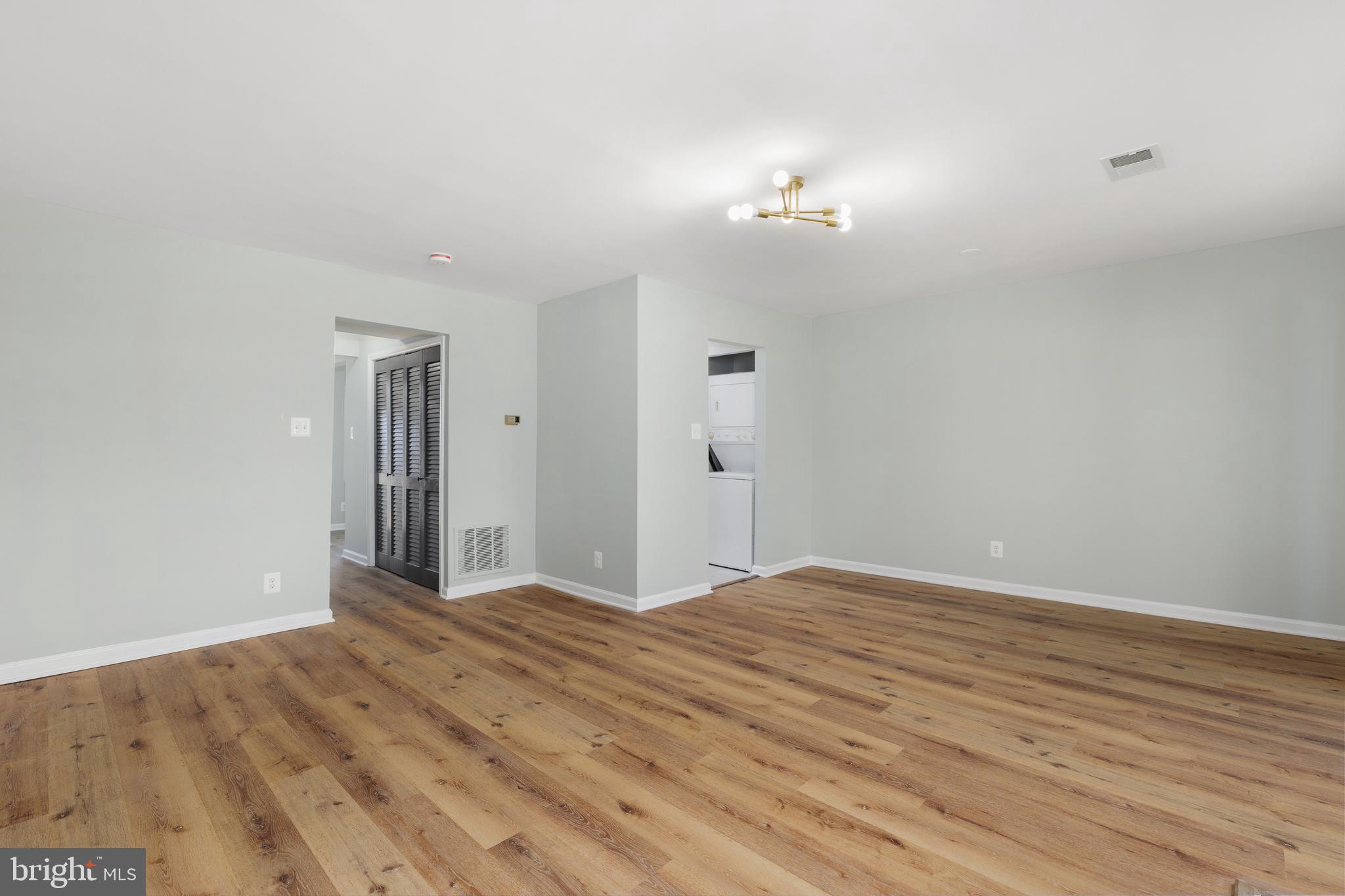 SUMMERHILL - Residential