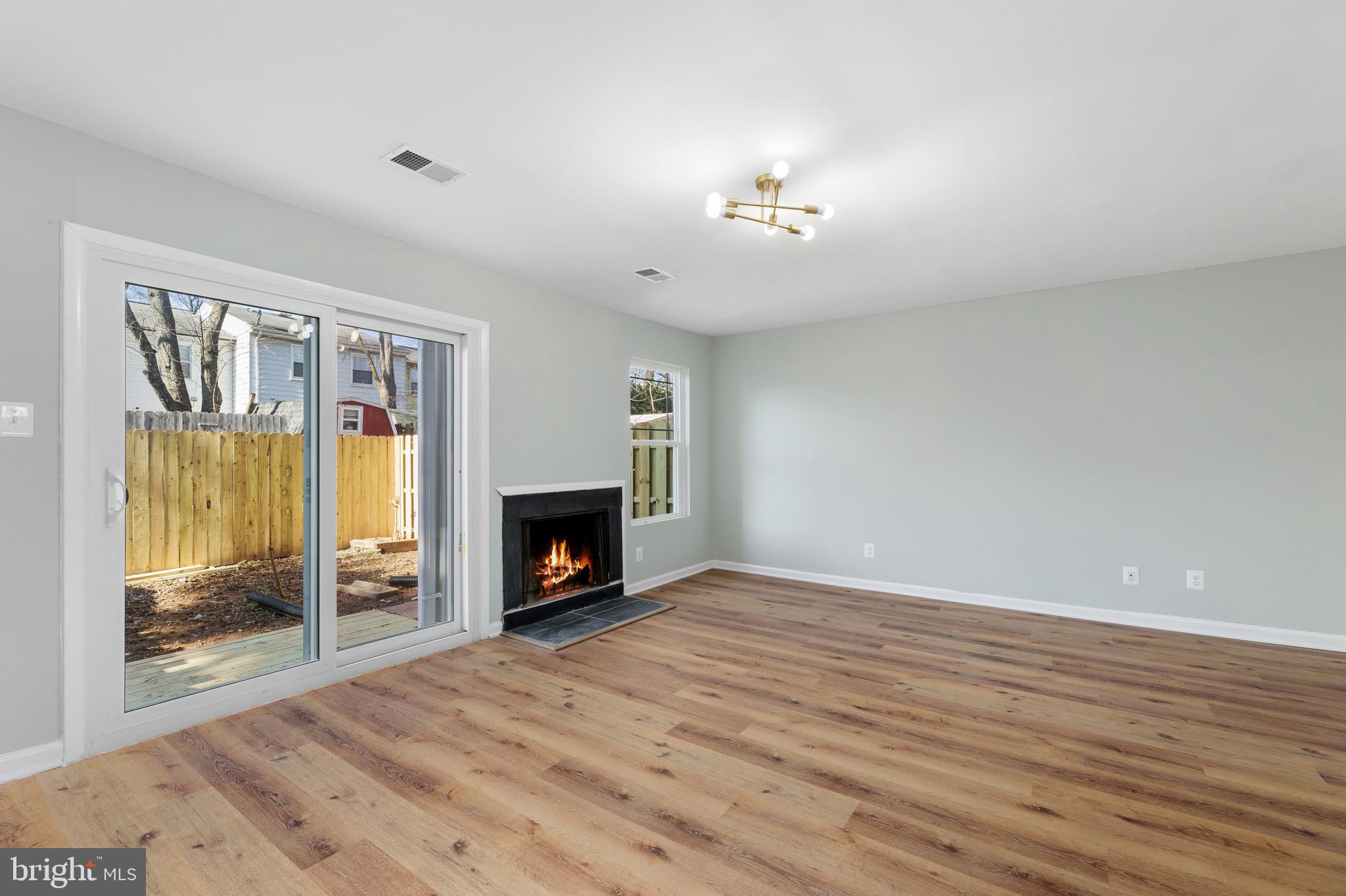 SUMMERHILL - Residential