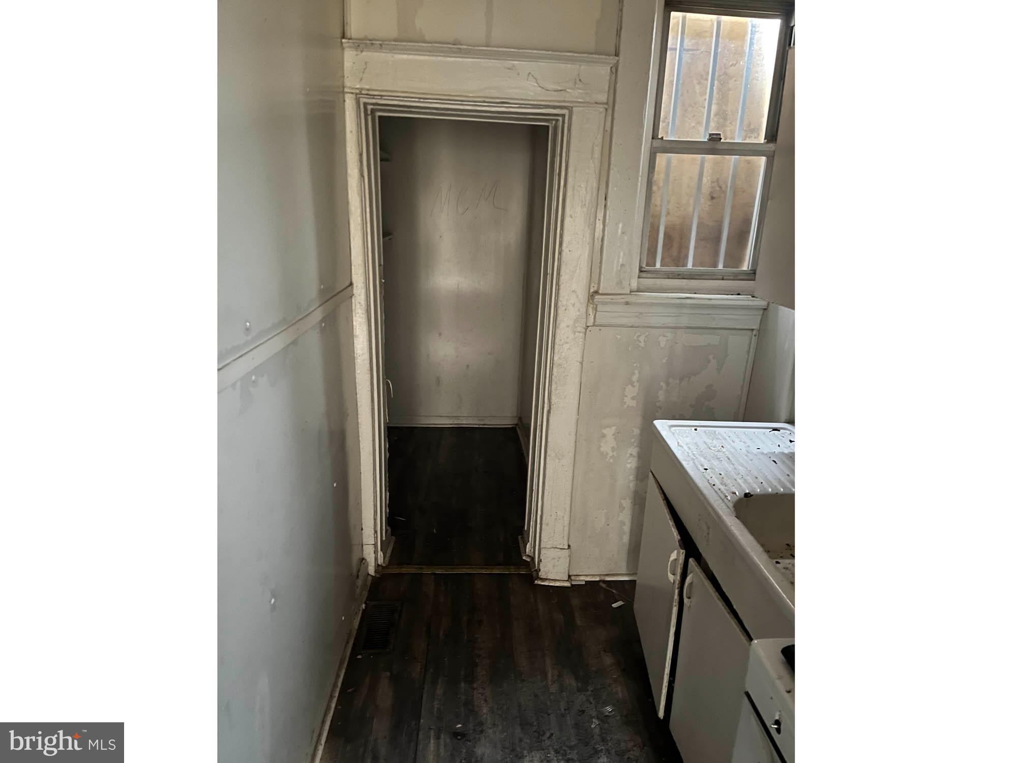 BROOKLYN - Residential