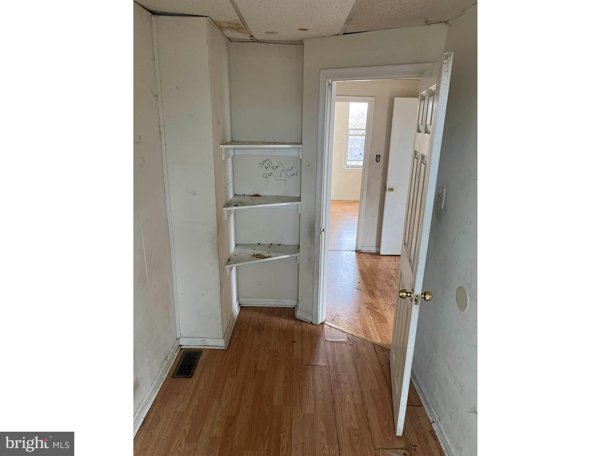 BROOKLYN - Residential