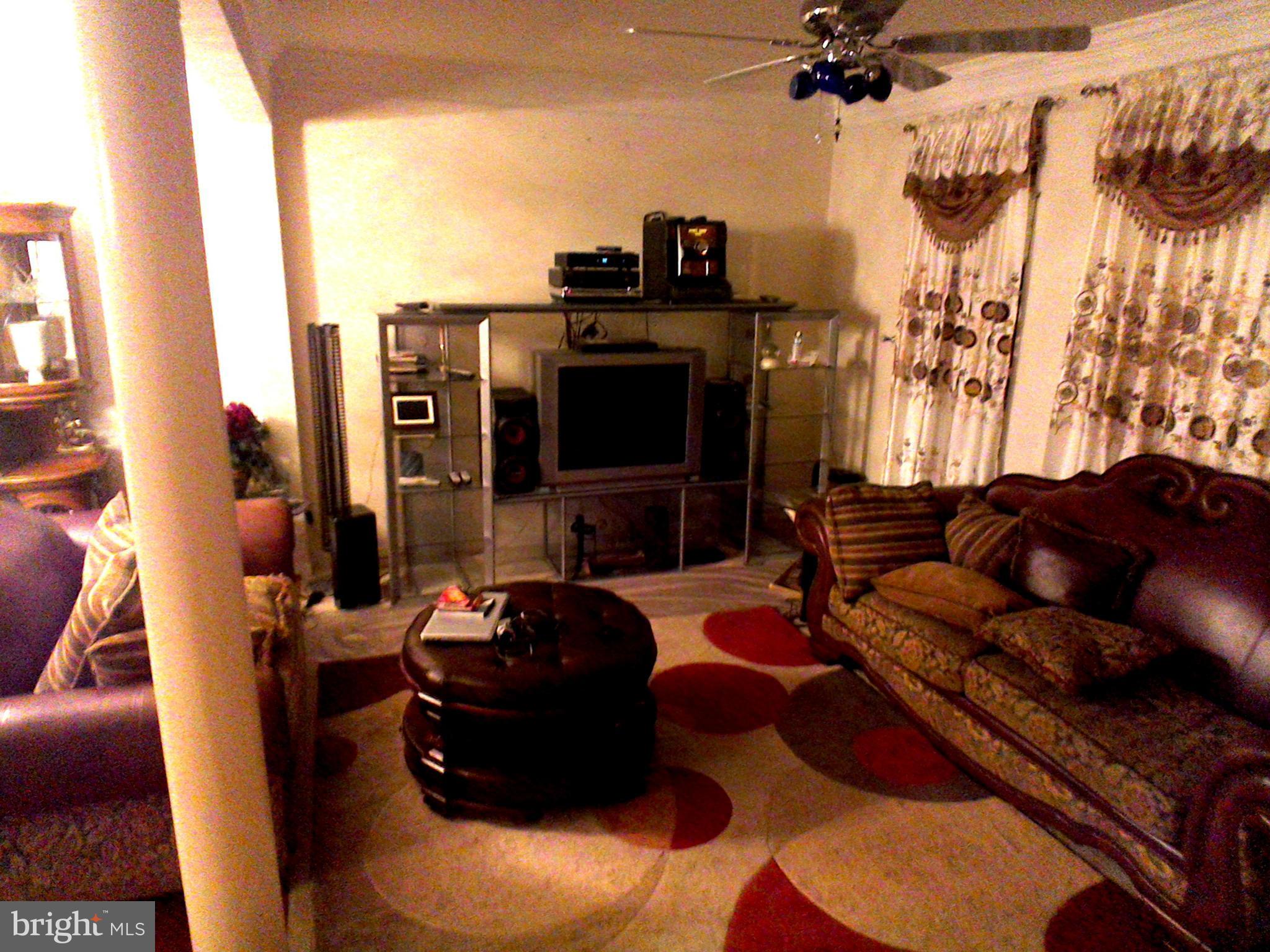 POTOMAC CLUB - Residential Lease