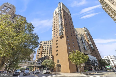 Condo For Rent - 900 N Stafford Street #1819<br/> ARLINGTON, VA 22203
