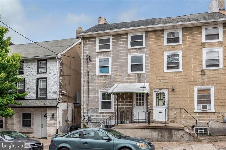 MANAYUNK - Residential Lease