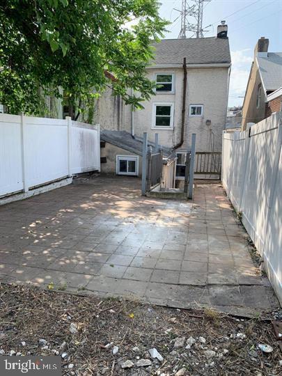 MANAYUNK - Residential Lease