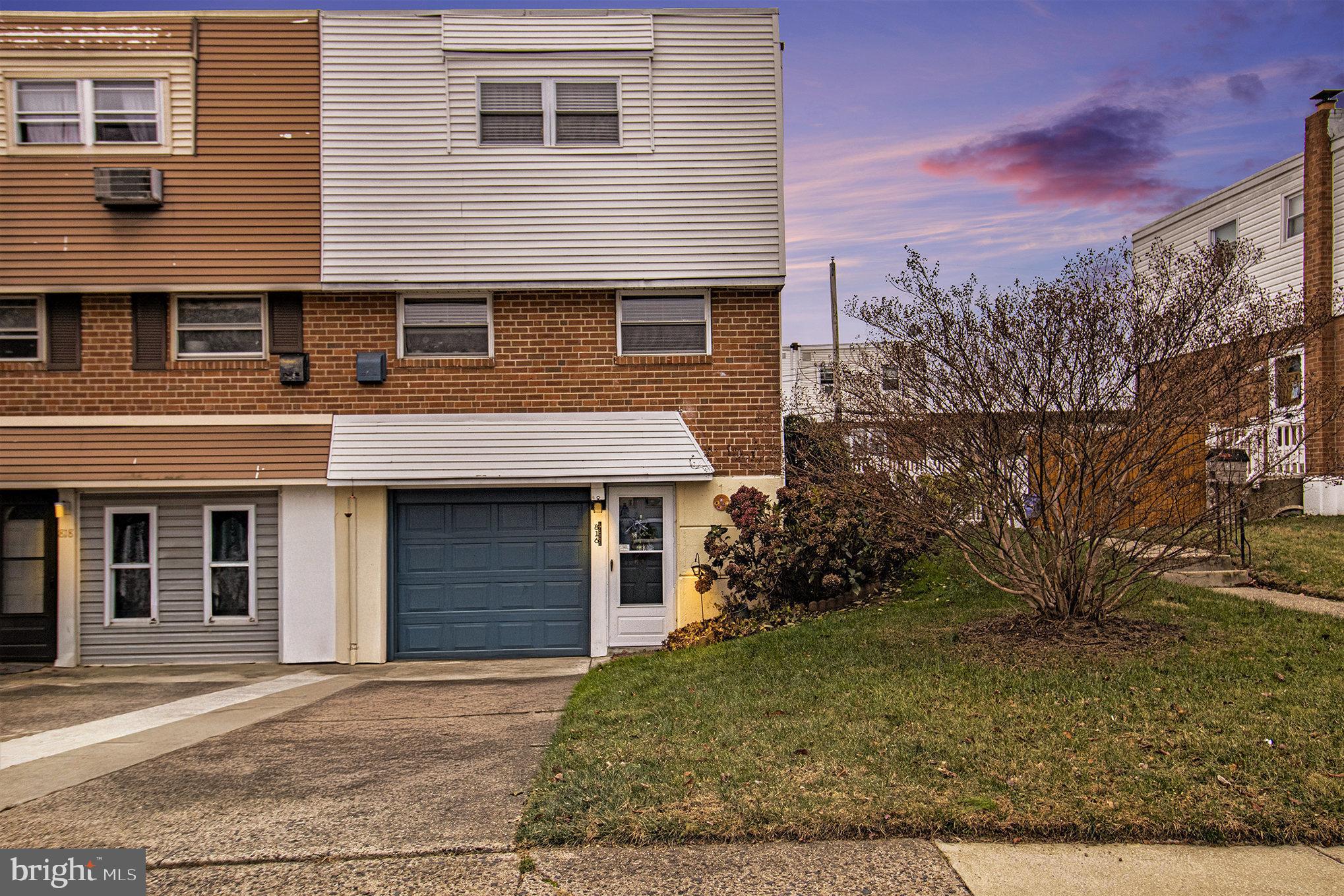 BUSTLETON - Residential