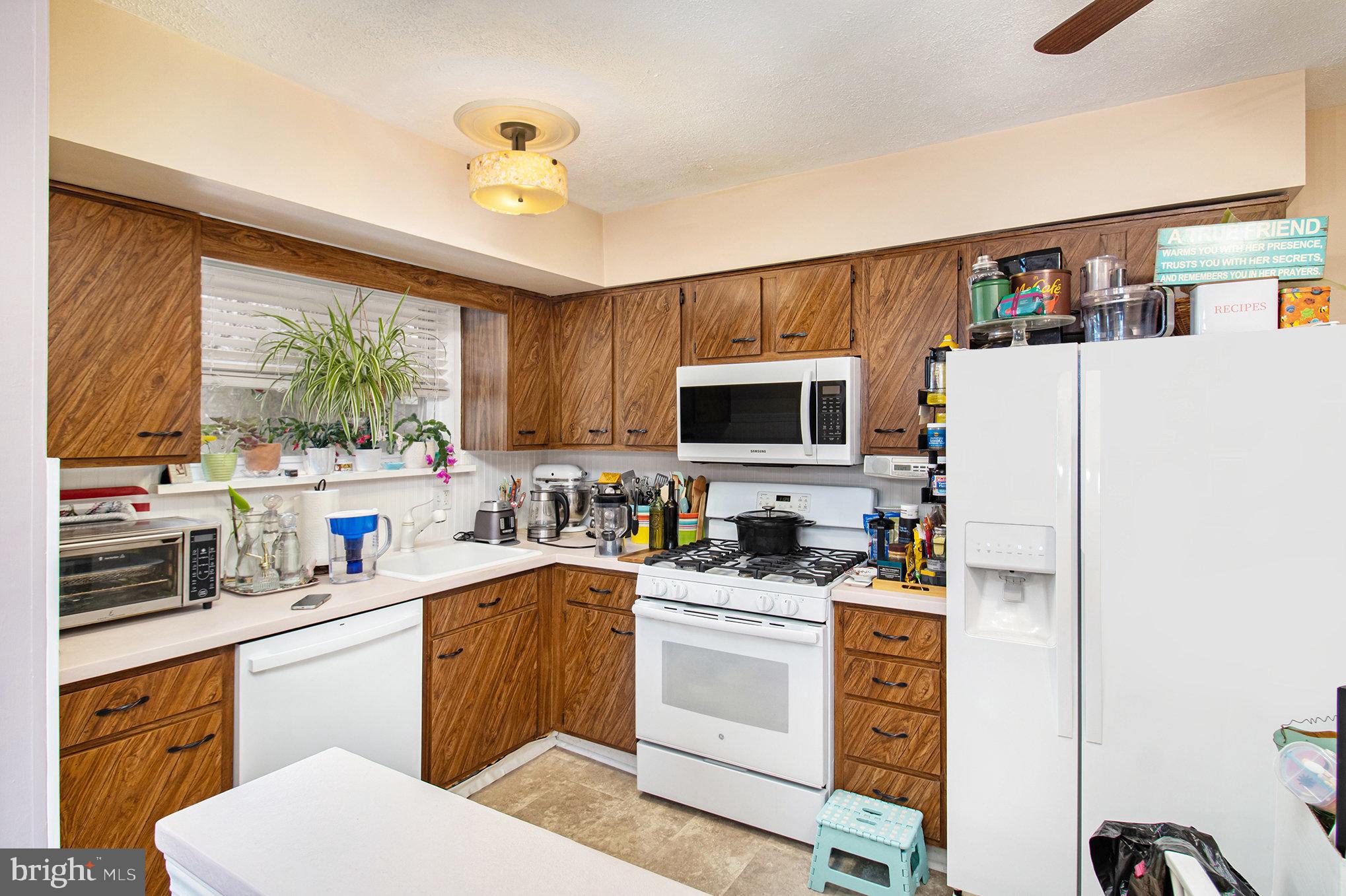 BUSTLETON - Residential