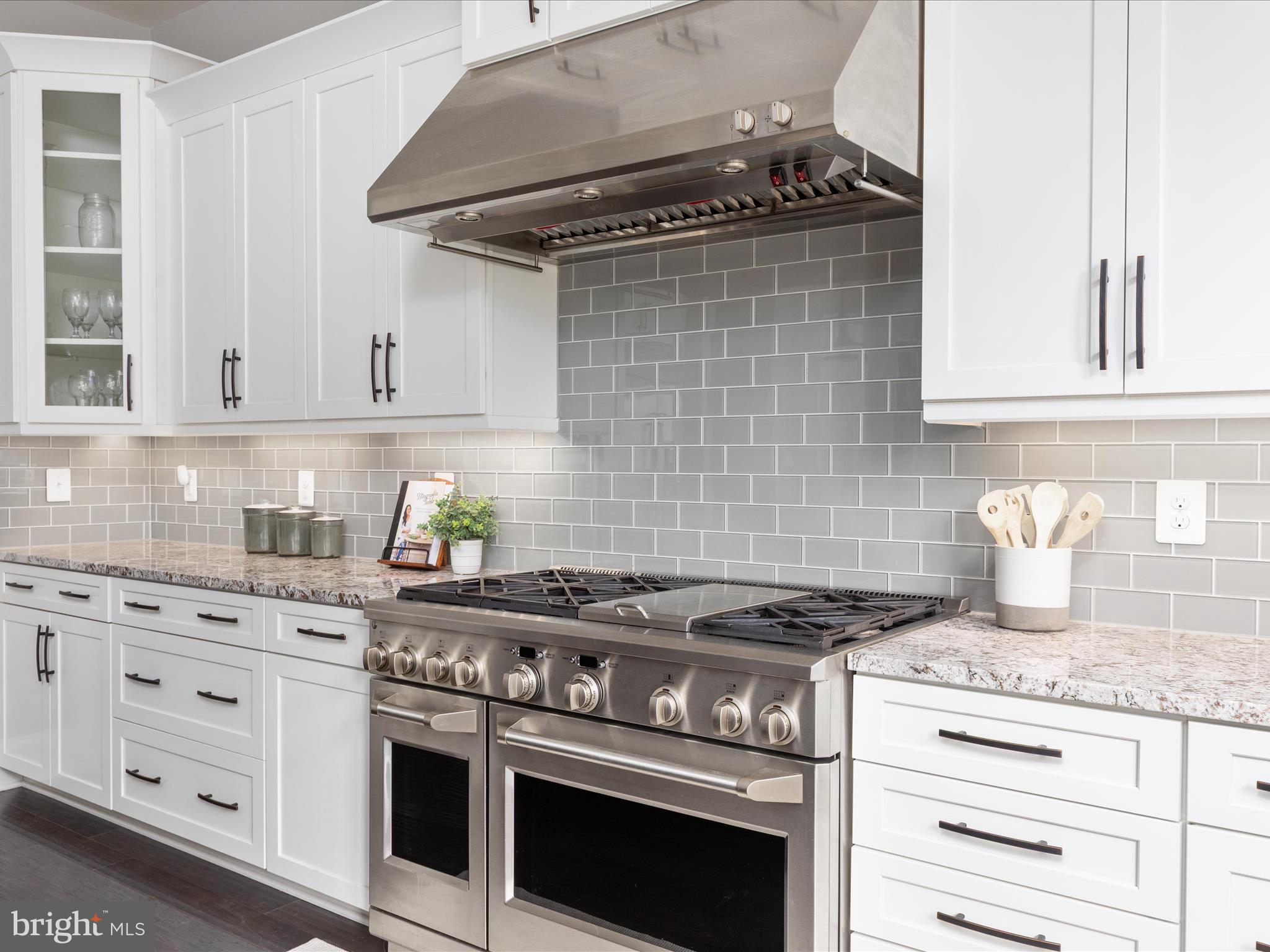 DOMINION VALLEY COUNTRY CLUB - Residential