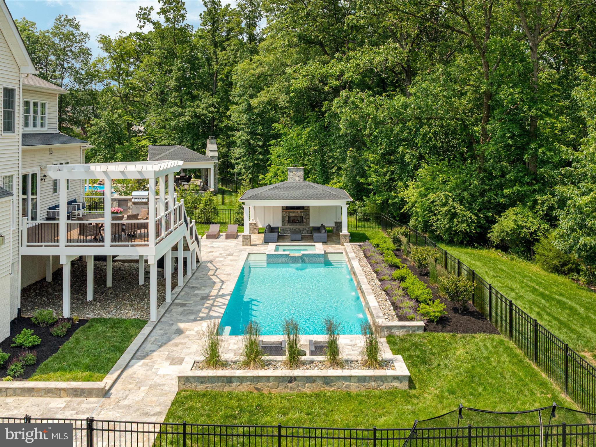 DOMINION VALLEY COUNTRY CLUB - Residential