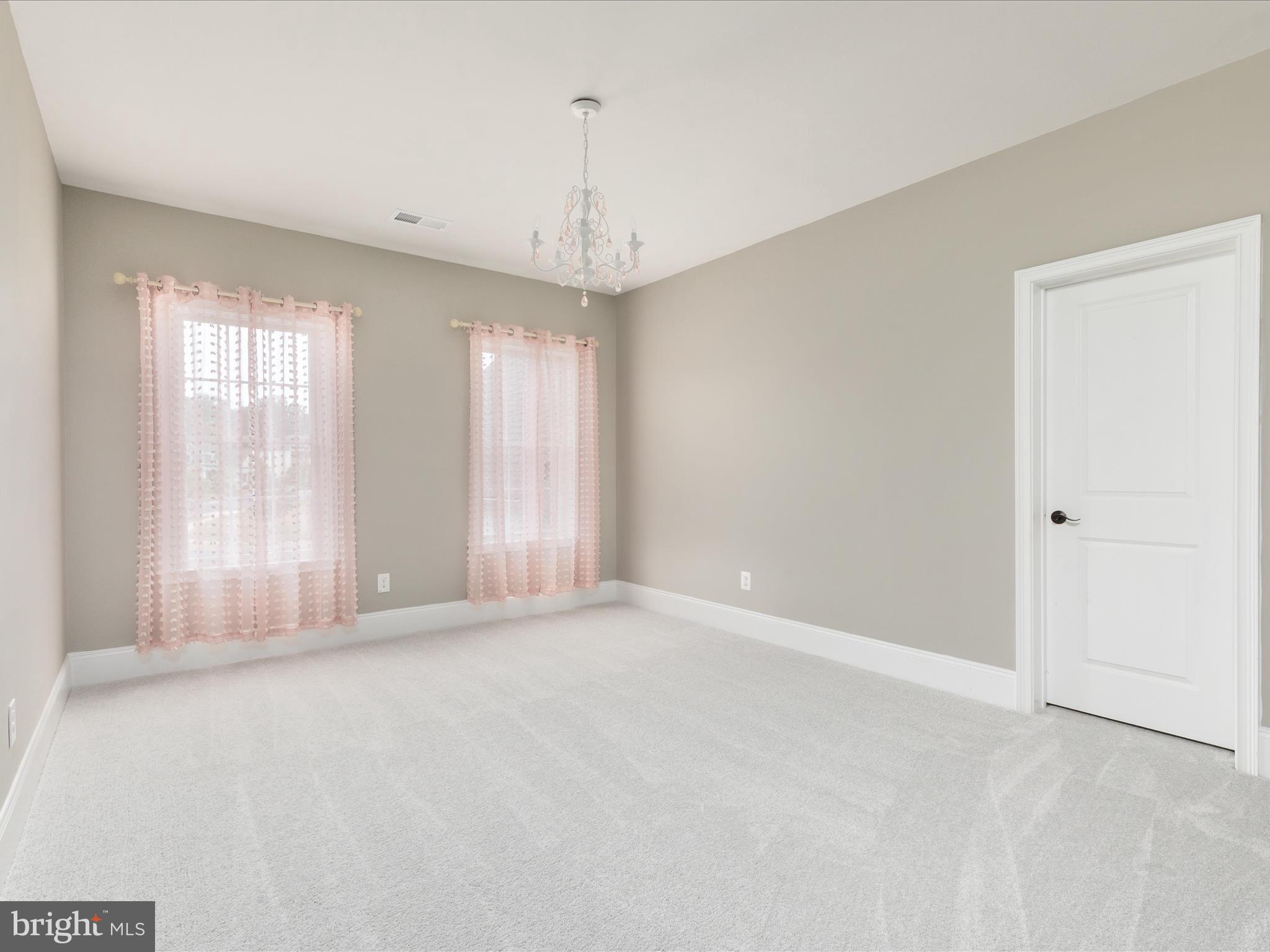 DOMINION VALLEY COUNTRY CLUB - Residential