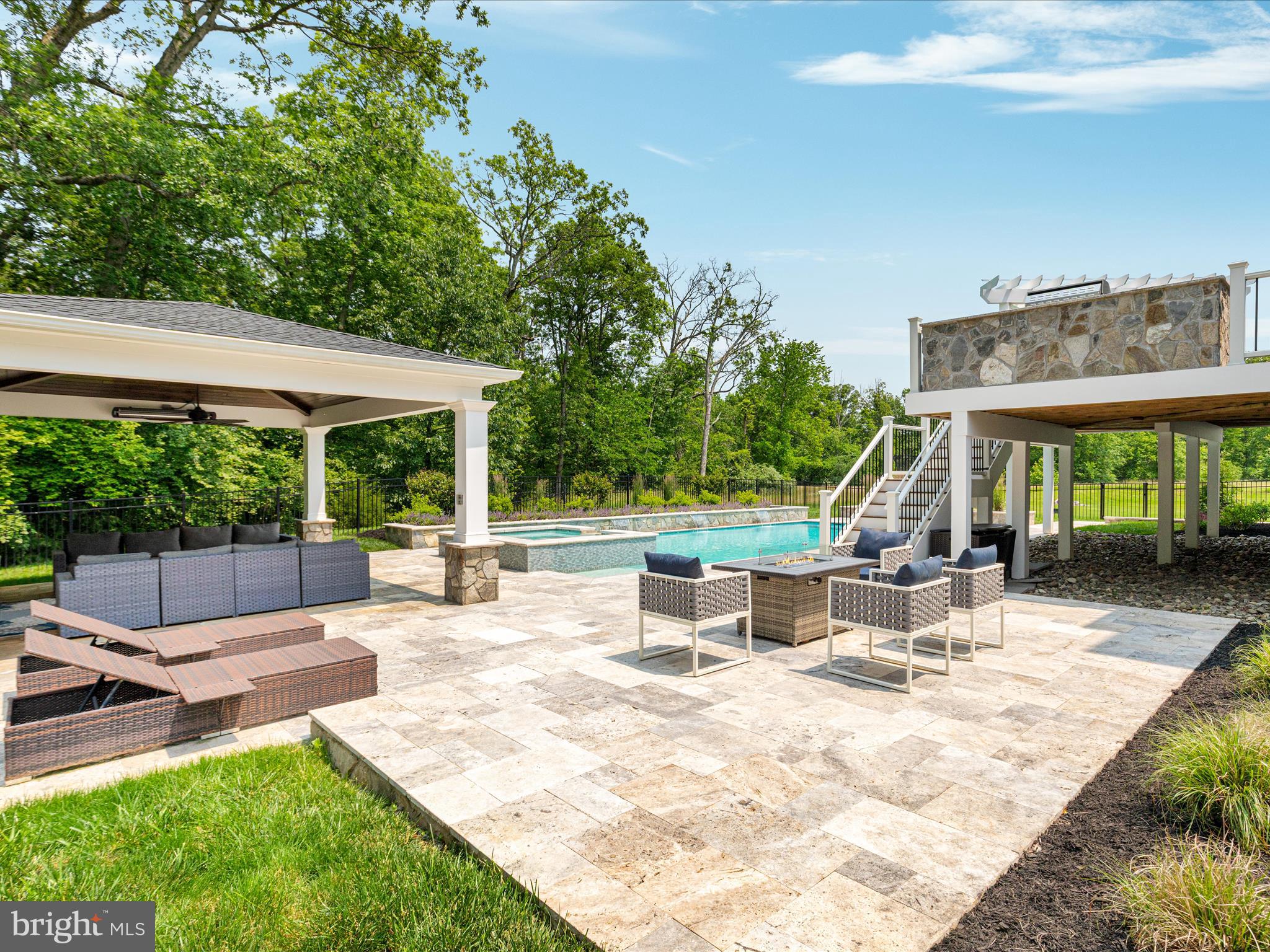 DOMINION VALLEY COUNTRY CLUB - Residential