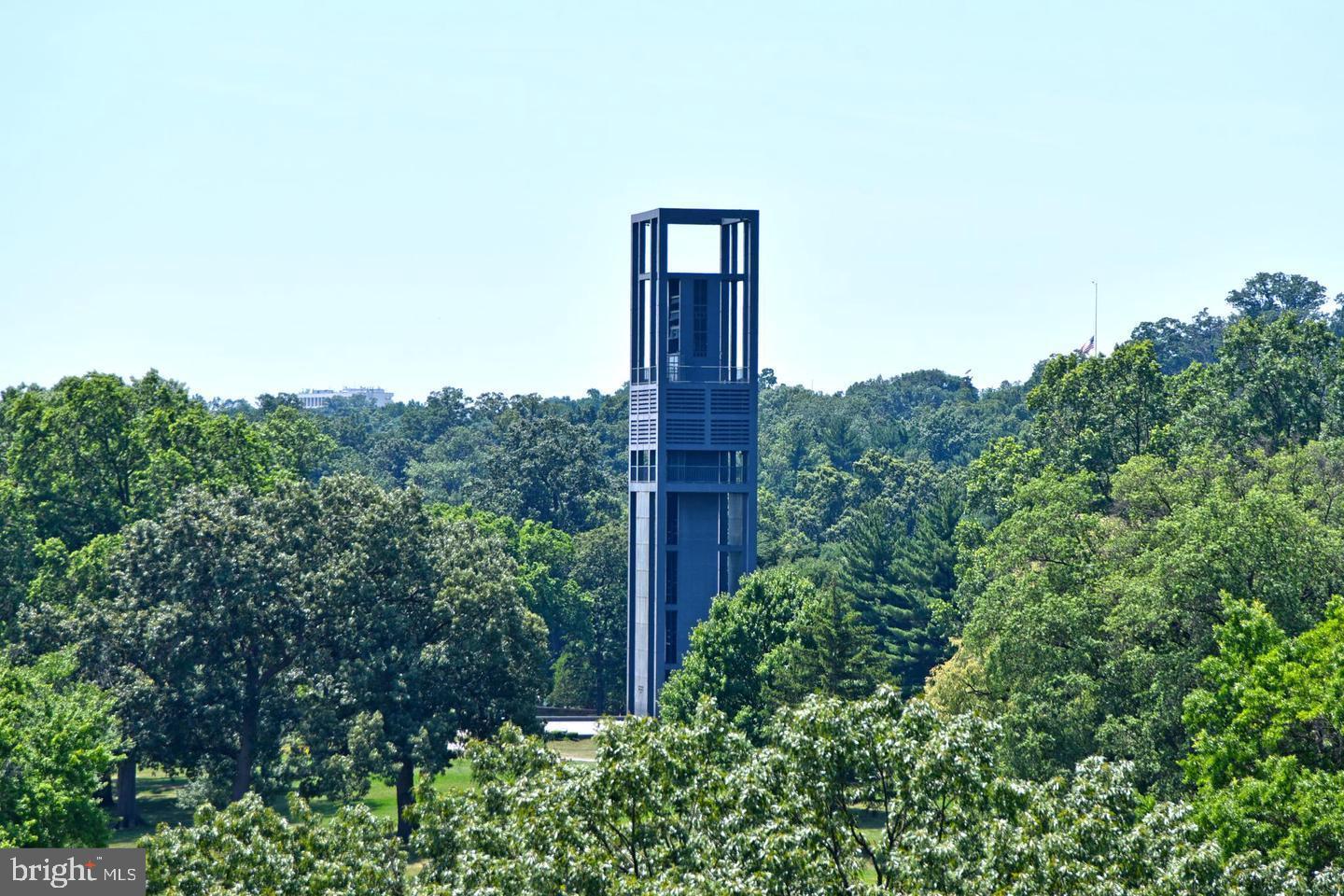 RIVER PLACE SOUTH - Residential