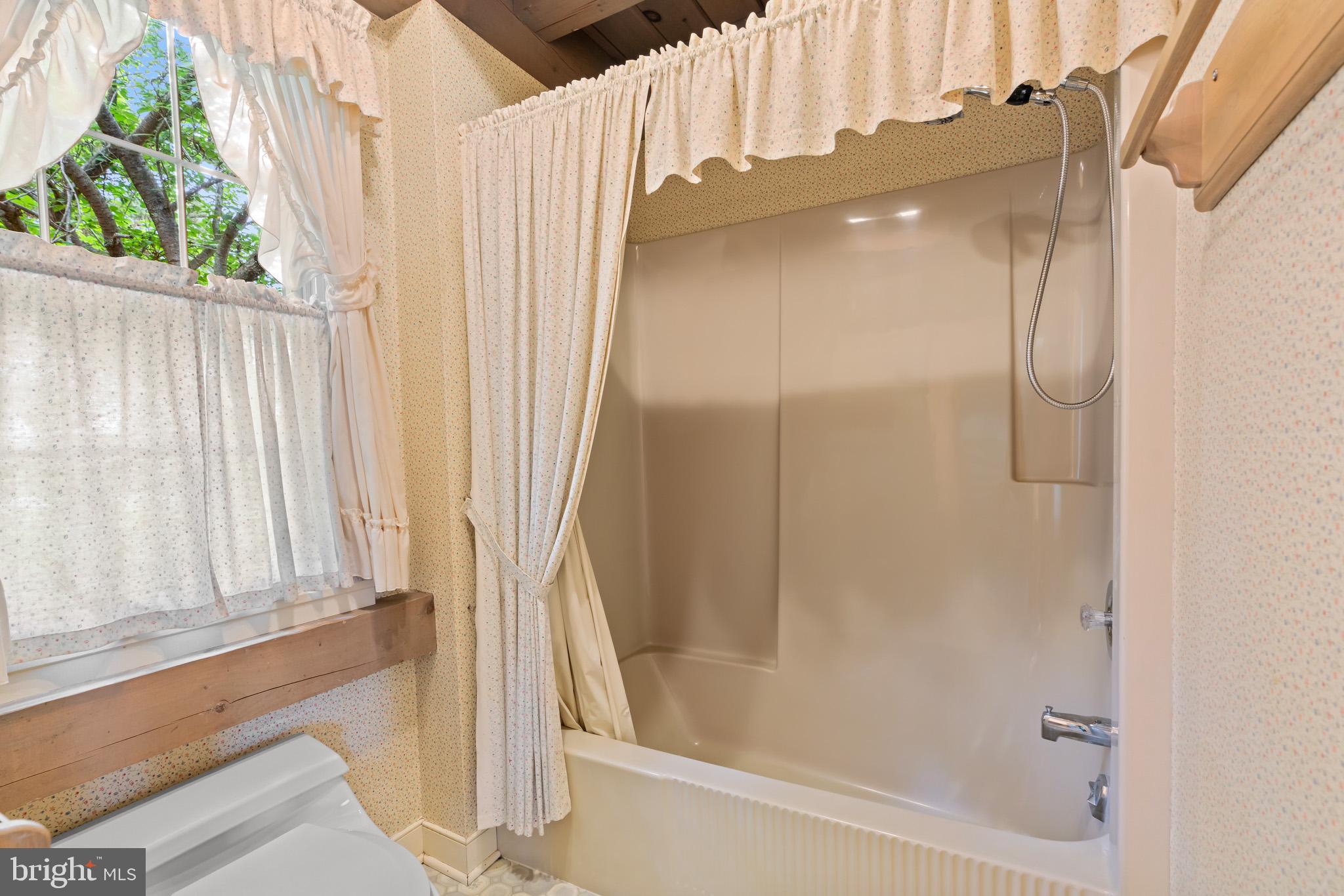 MCDANIEL - Residential