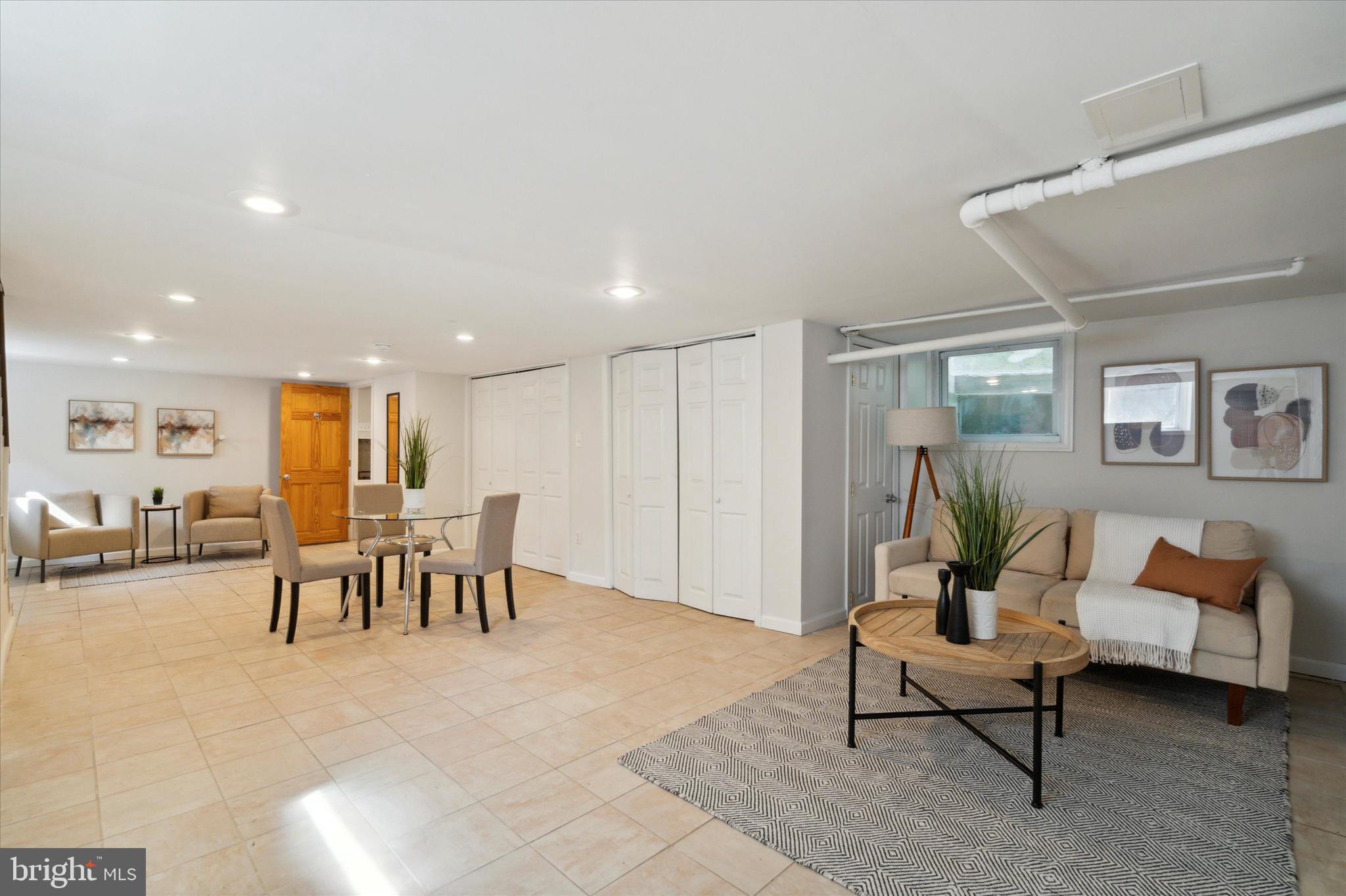 PENN WYNNE - Residential