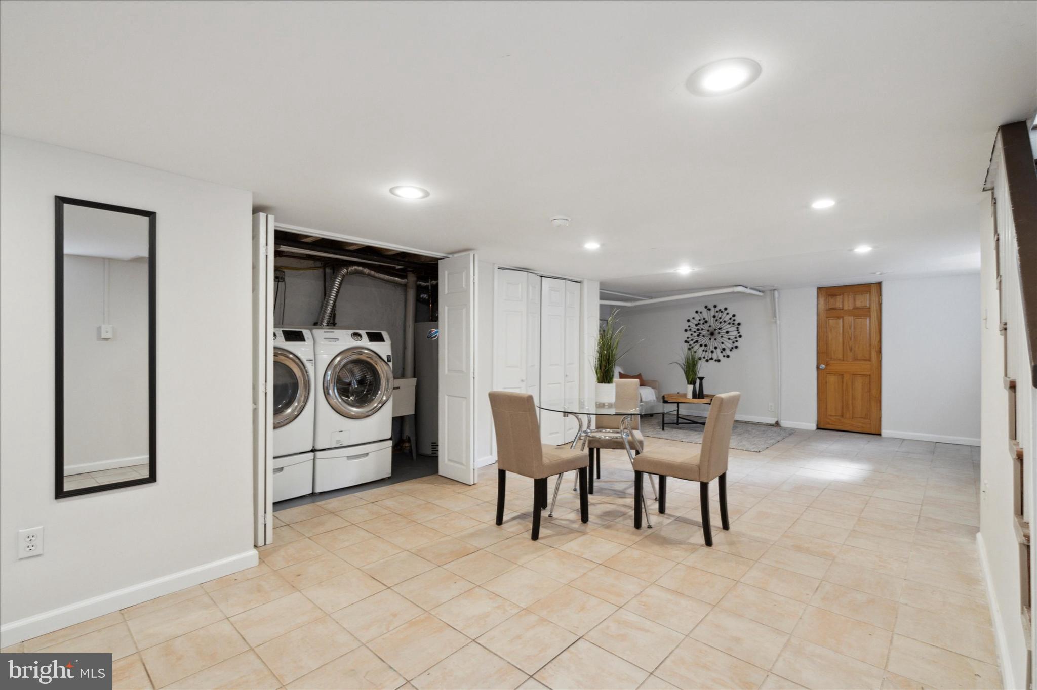 PENN WYNNE - Residential