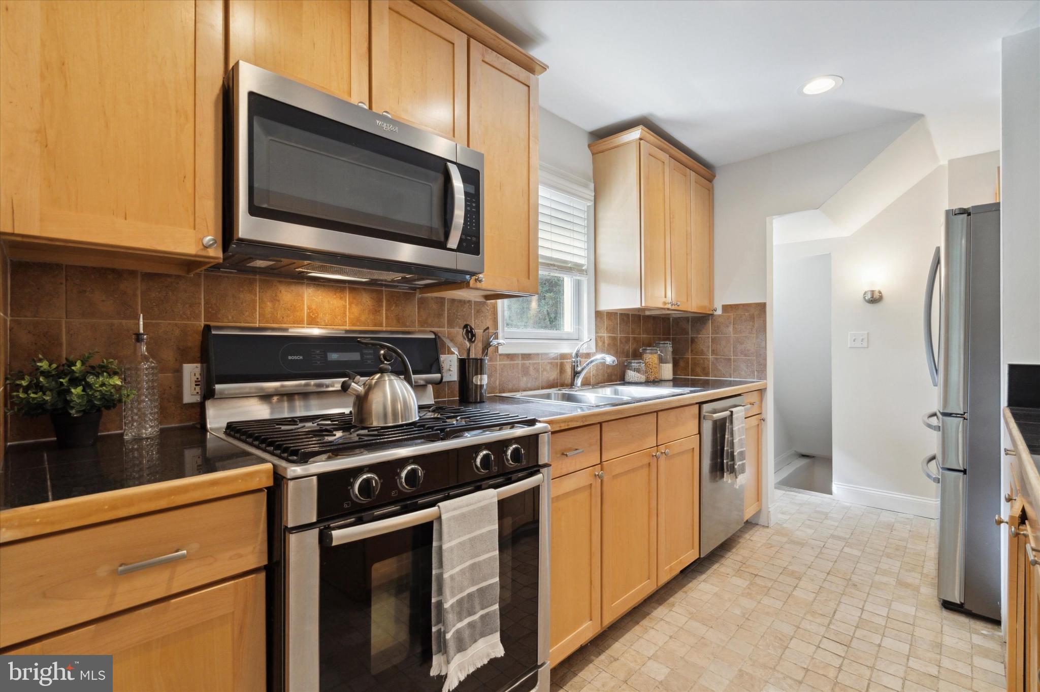 PENN WYNNE - Residential