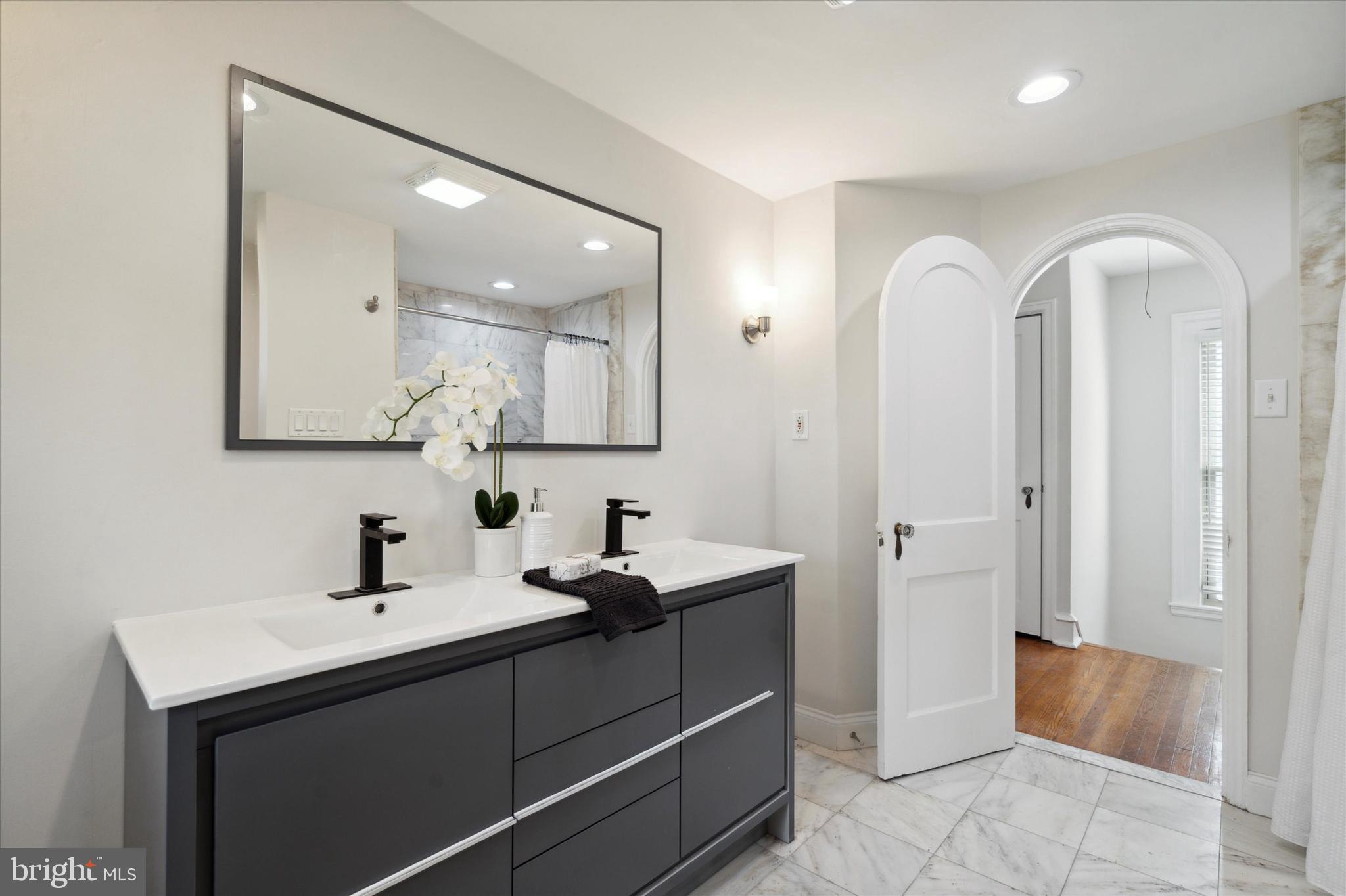 PENN WYNNE - Residential