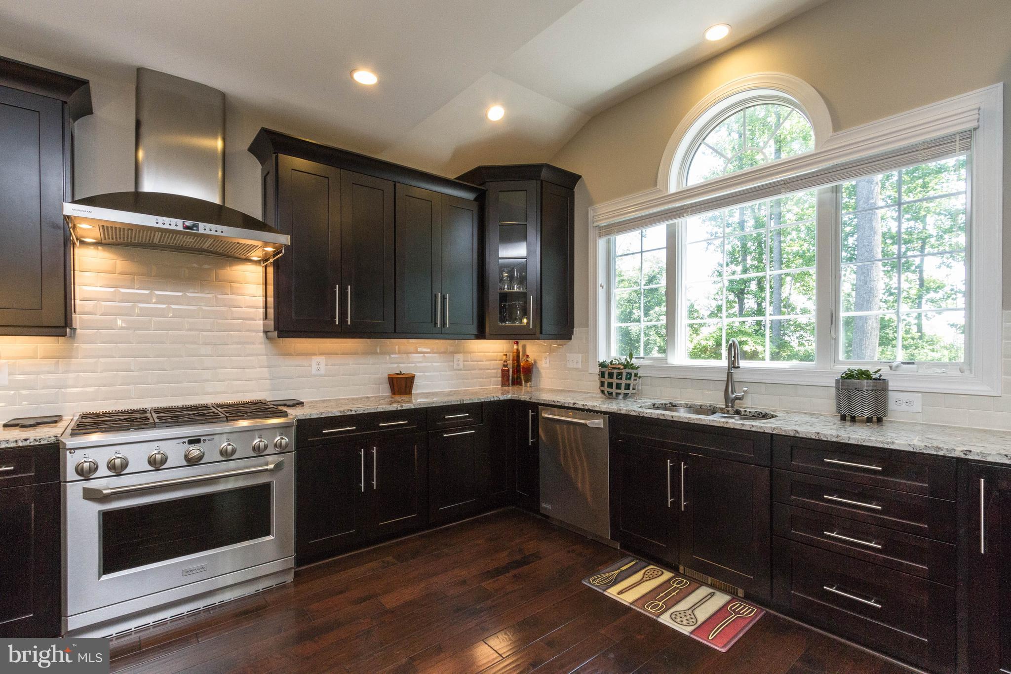 DOMINION VALLEY COUNTRY CLUB - Residential