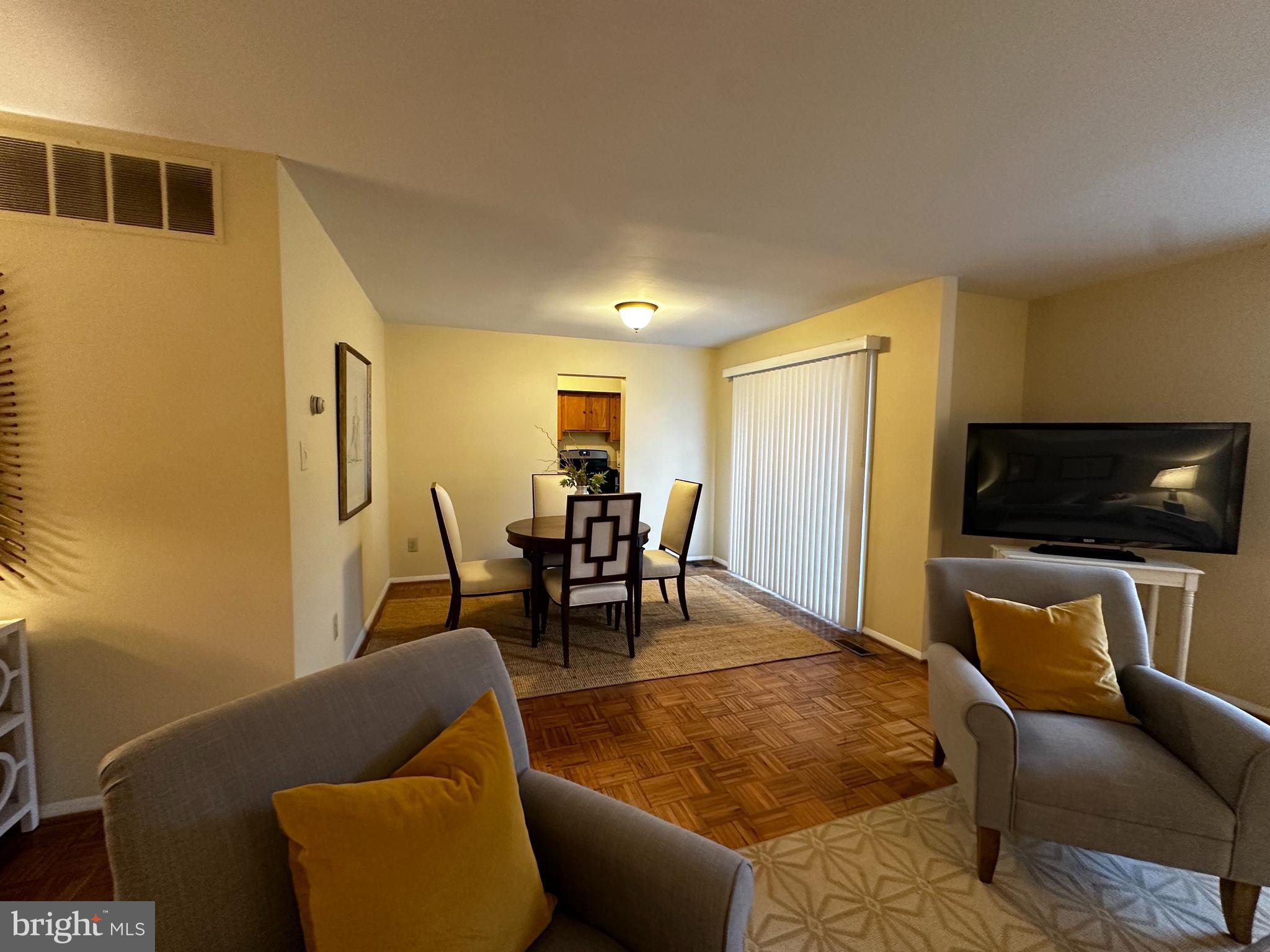 VILLAGES OF HOMELAND - Residential