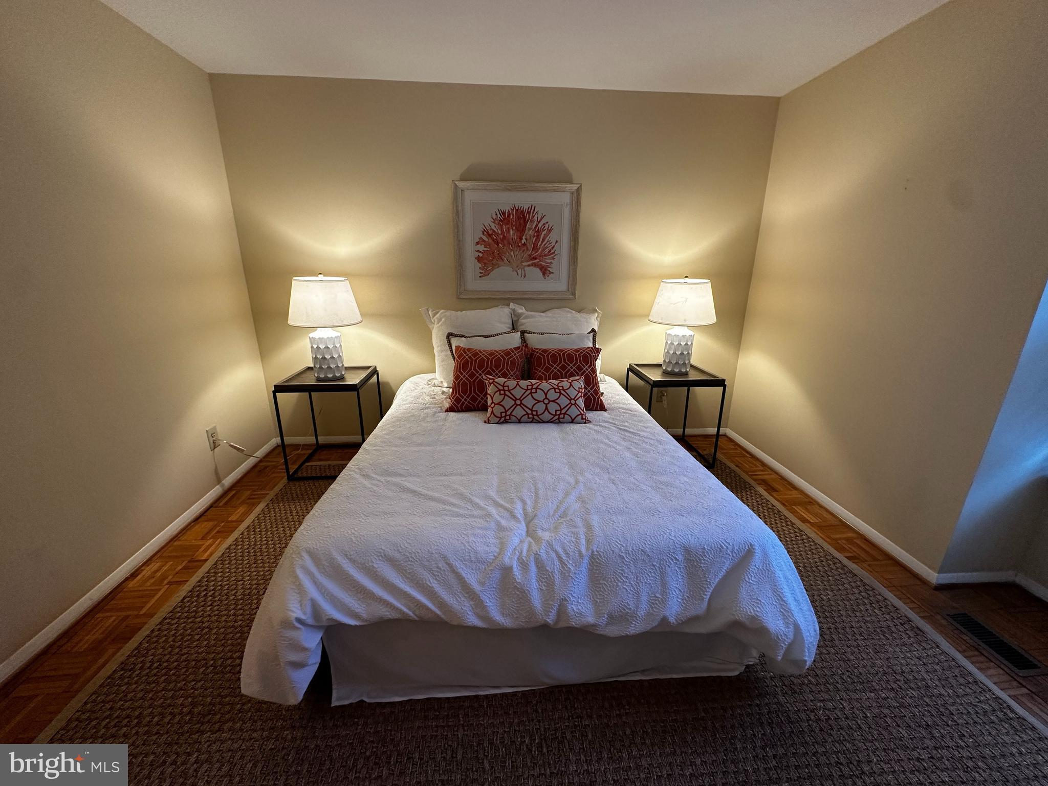 VILLAGES OF HOMELAND - Residential